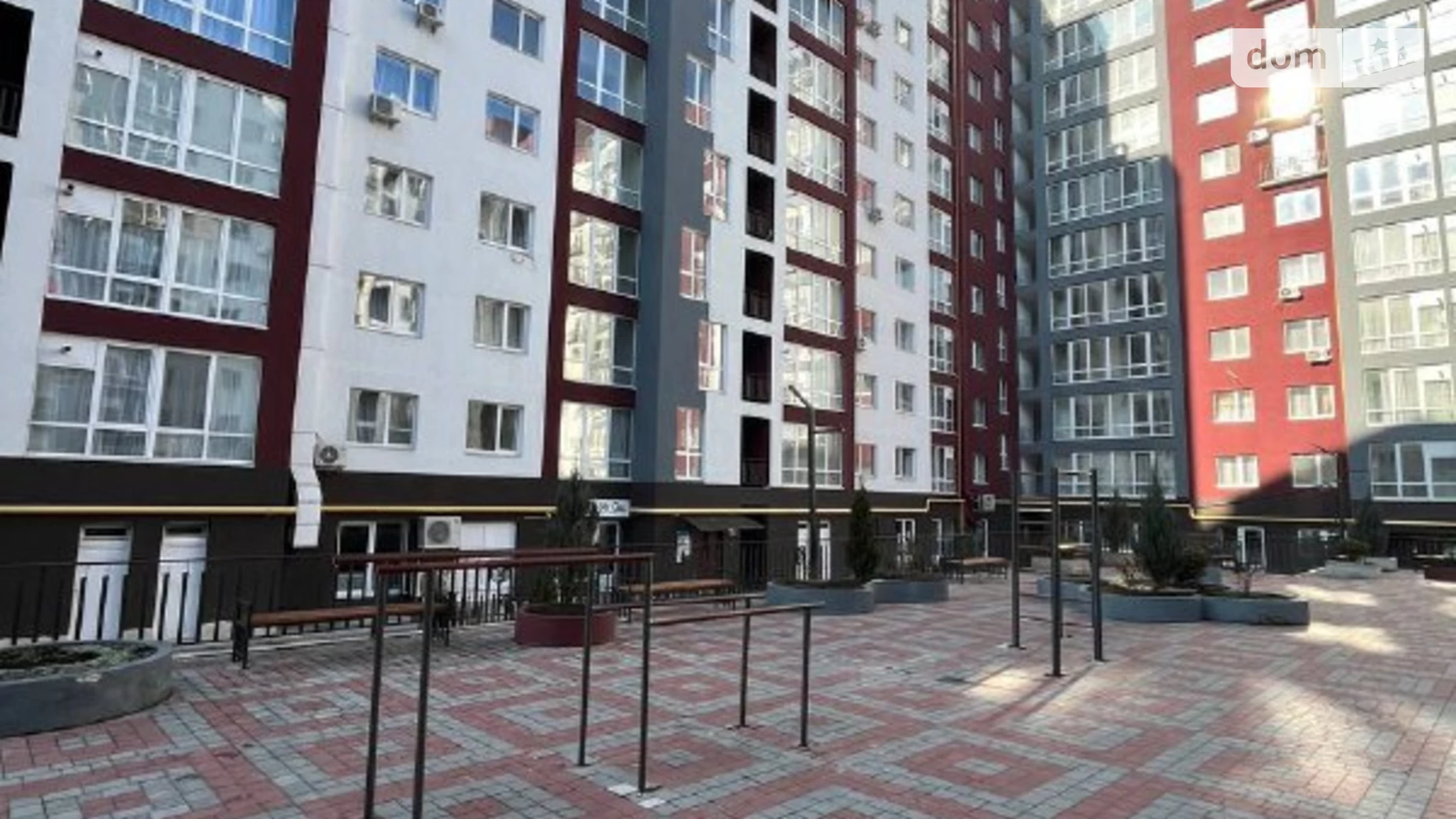 Продается 1-комнатная квартира 45 кв. м в Ивано-Франковске, ул. Княгинин - фото 4