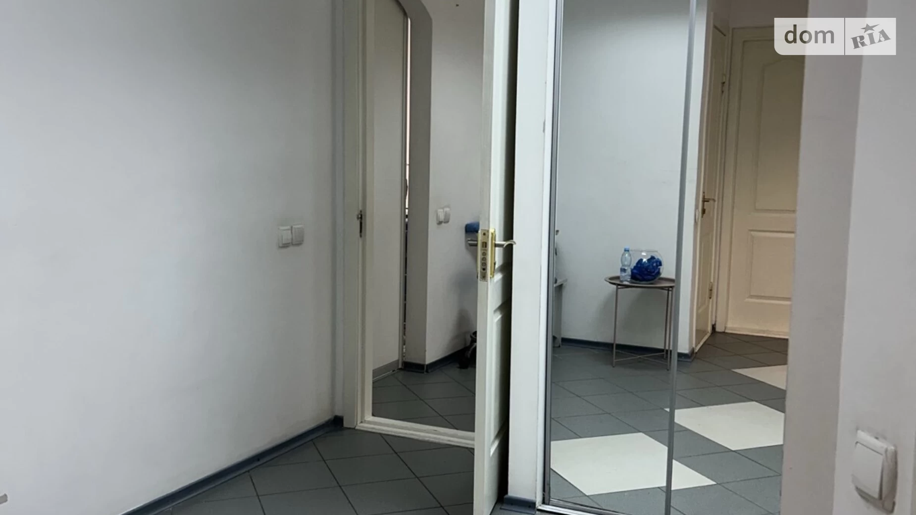 Продается помещения свободного назначения 53.6 кв. м в 5-этажном здании, цена: 128000 $ - фото 3