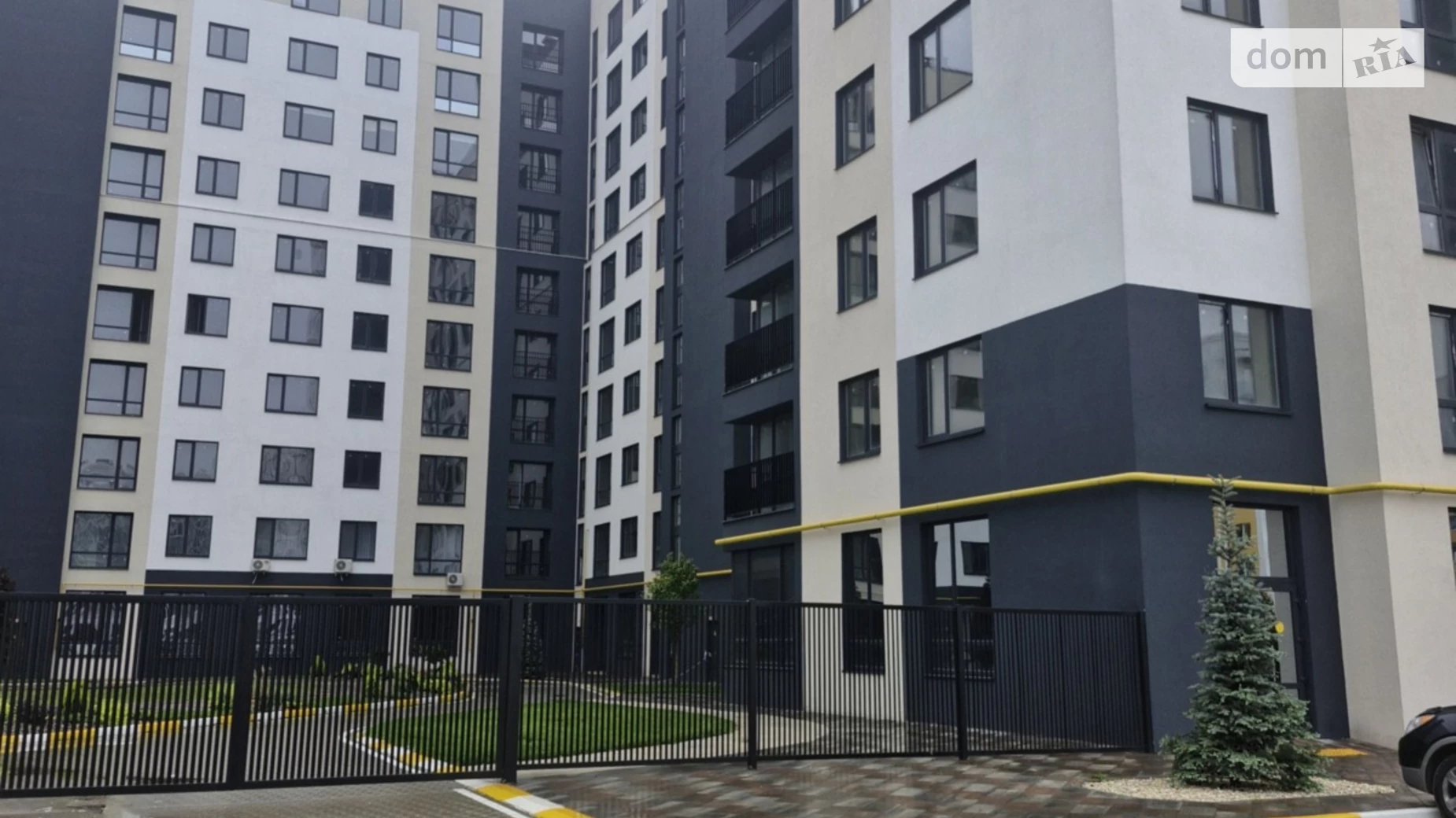 Продается 1-комнатная квартира 56 кв. м в Буче, ул. Ивана Кожедуба, 8 - фото 2
