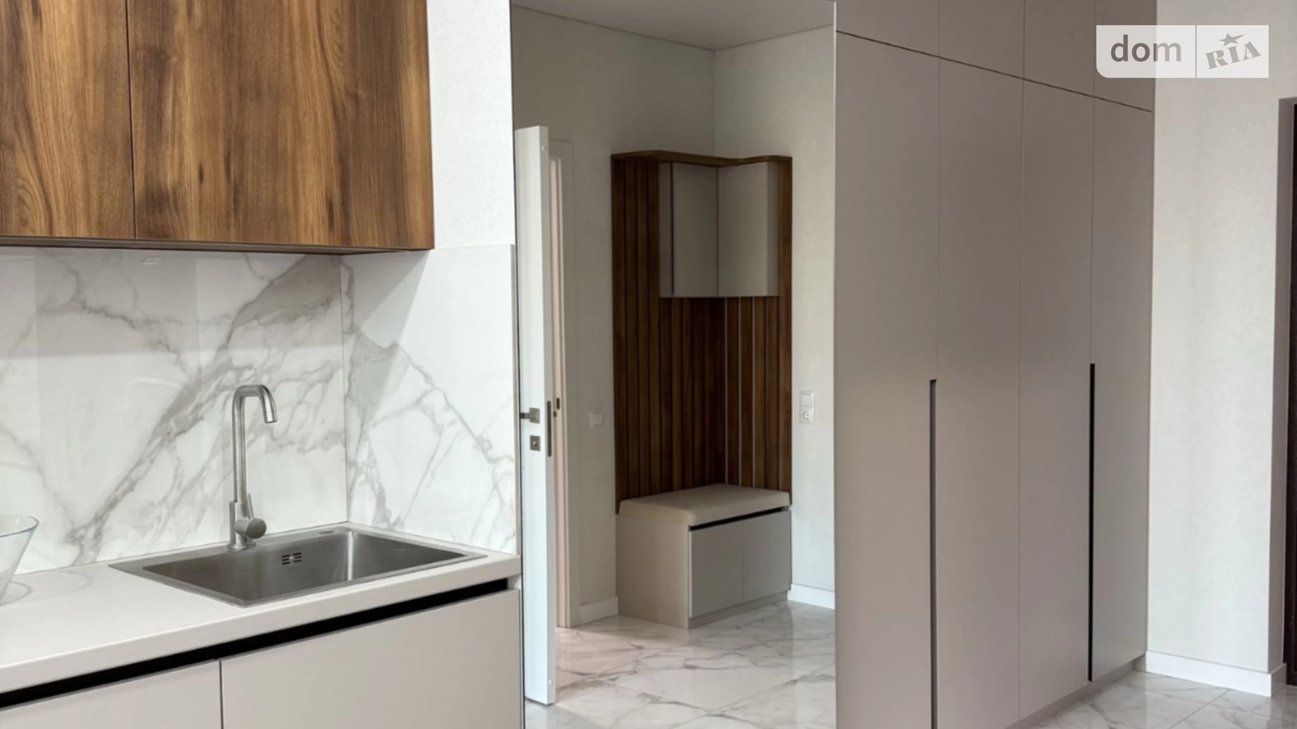Продается 1-комнатная квартира 39 кв. м в Киеве, Столичное шоссе, 1А - фото 4