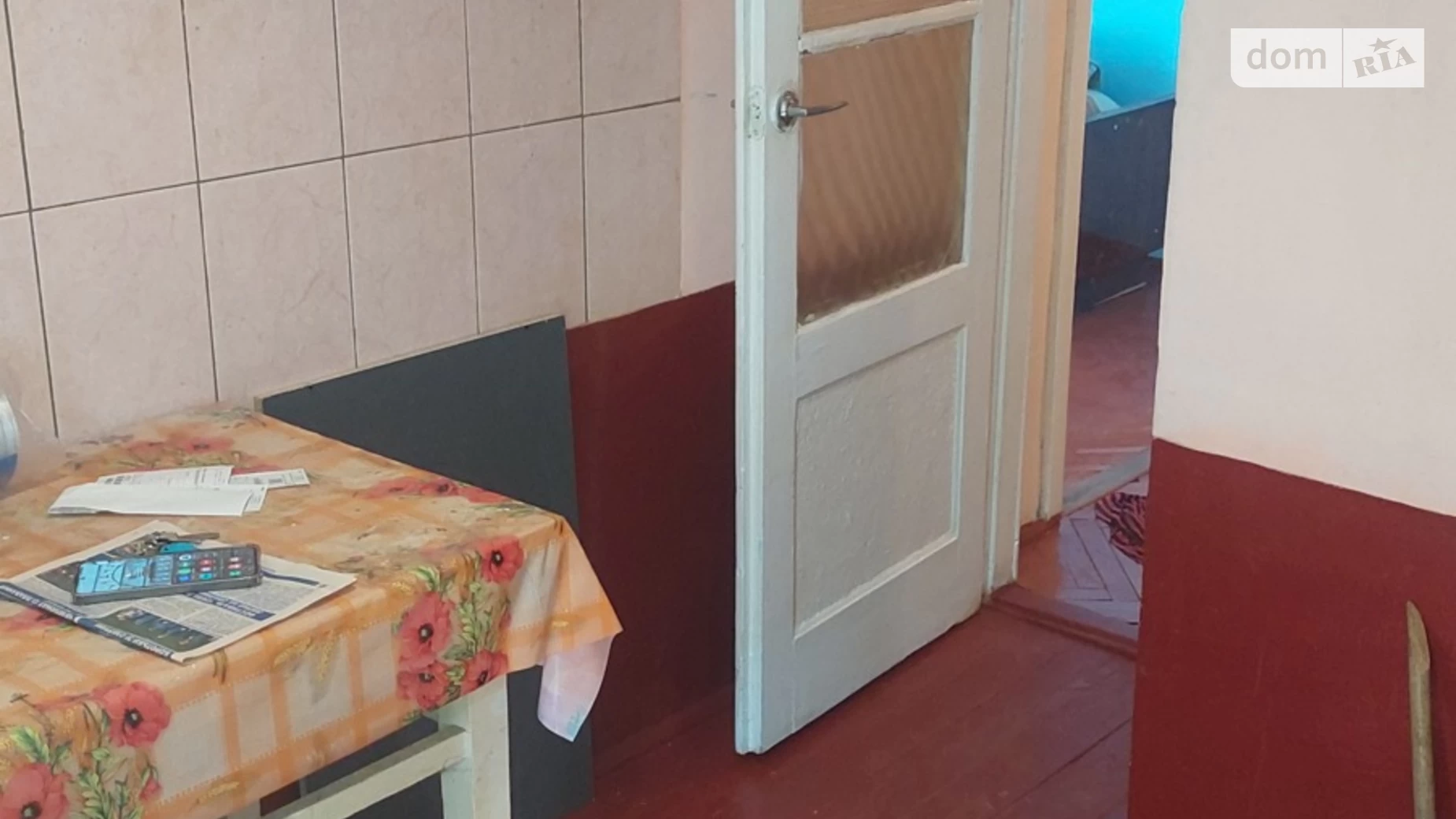 Продается 2-комнатная квартира 46 кв. м в Мукачеве, ул. Латоричная, 3 - фото 2