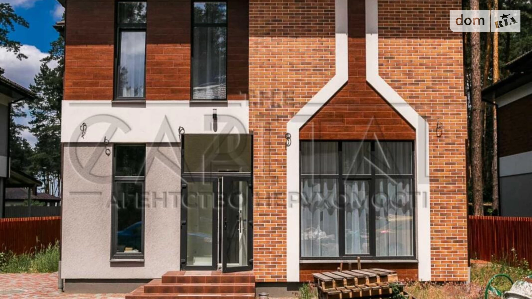 Сдается в аренду дом на 2 этажа 203 кв. м с камином, цена: 2200 $ - фото 2