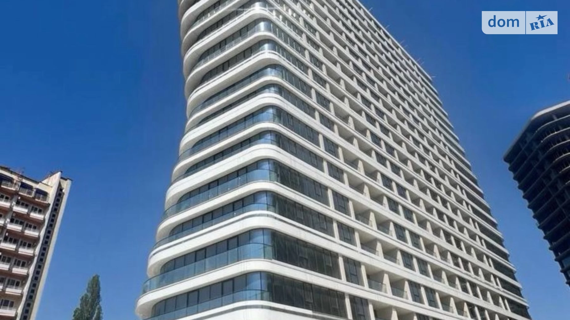 Продается 3-комнатная квартира 120 кв. м в Одессе, бул. Французский, 63/65 корпус 3 - фото 2