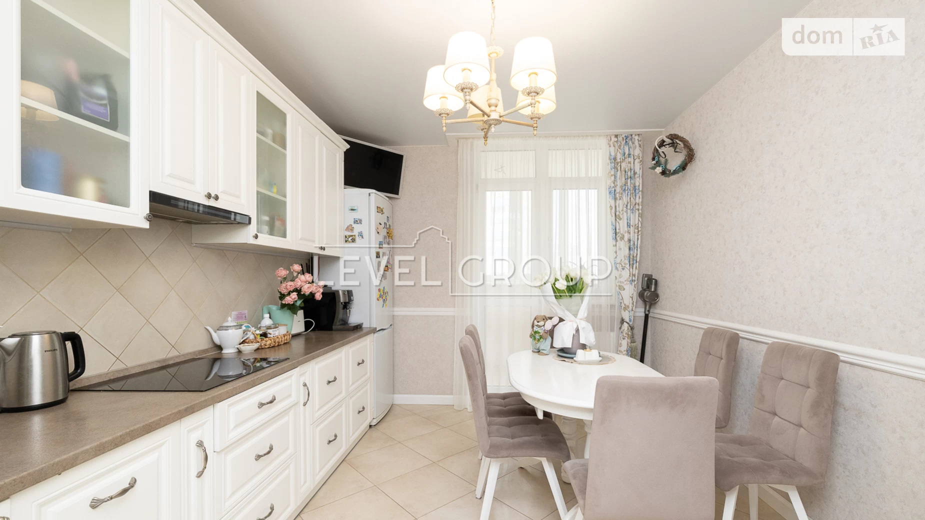 Продается 2-комнатная квартира 72 кв. м в Киеве, ул. Воскресенская, 16Б - фото 3