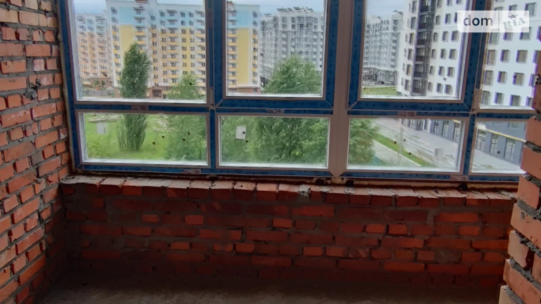 Продается 1-комнатная квартира 408 кв. м в Буче, ул. Степана Рудницкого, 1 - фото 2