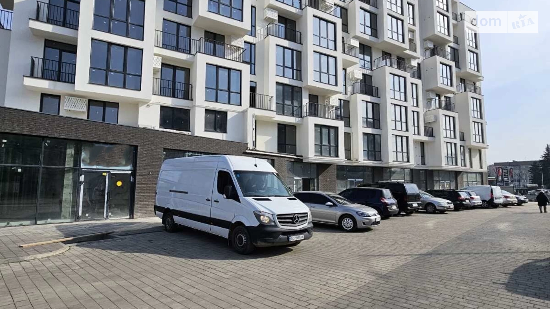 Продается 1-комнатная квартира 39.6 кв. м в Ужгороде, ул. Капушанская(Победы) - фото 2