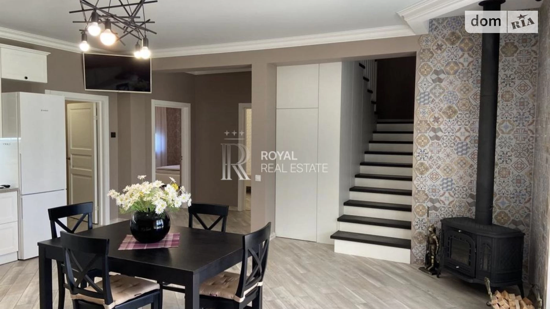 Сдается в аренду дом на 2 этажа 220 кв. м с мансардой, цена: 2200 $ - фото 2