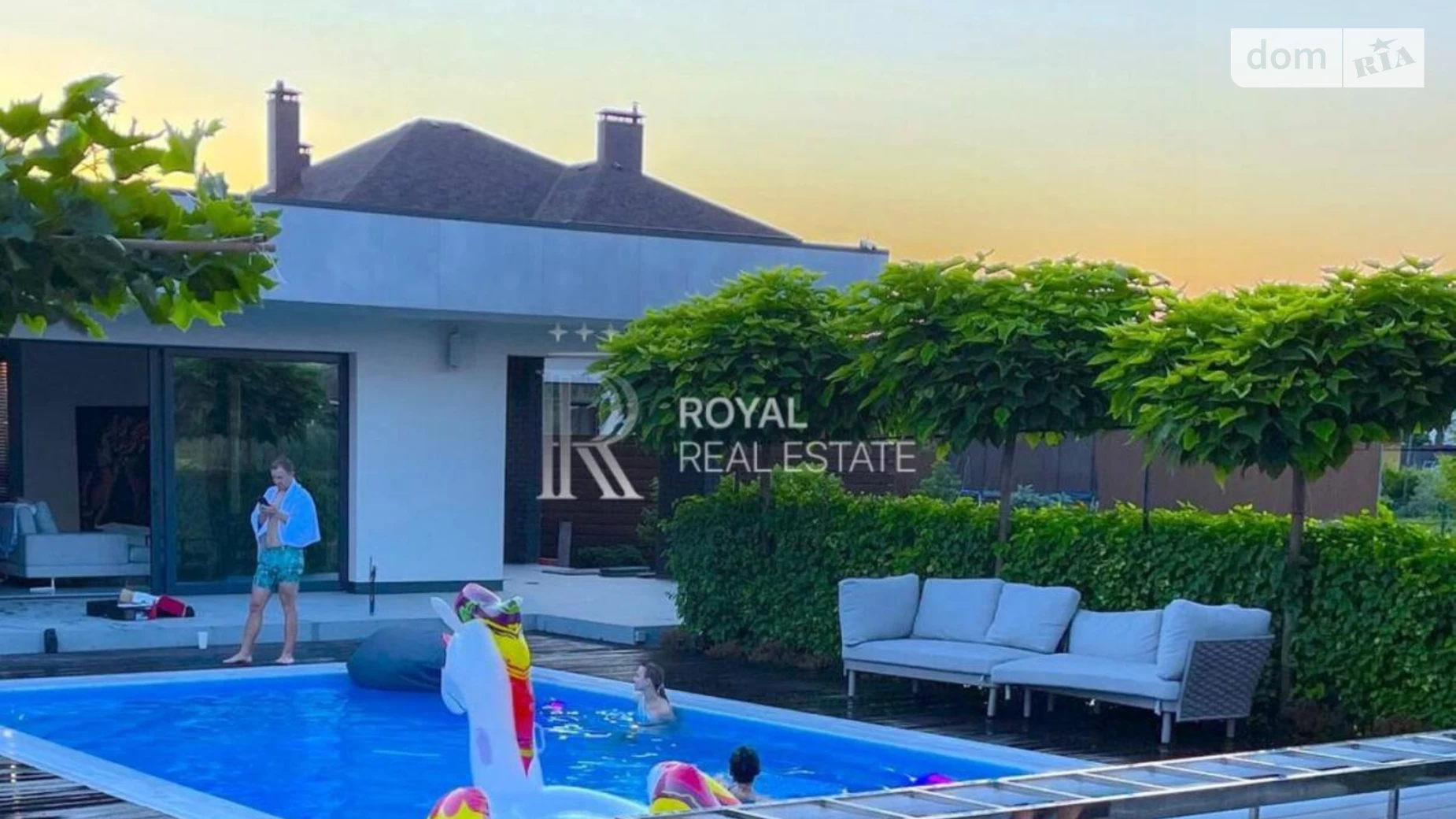 Продается дом на 2 этажа 550 кв. м с камином, цена: 2000000 $ - фото 4