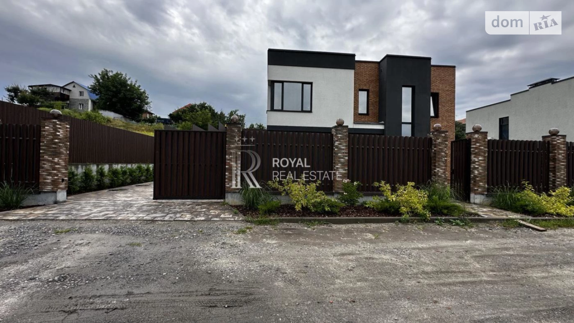 Продается дом на 2 этажа 165 кв. м с гаражом, цена: 285000 $ - фото 2