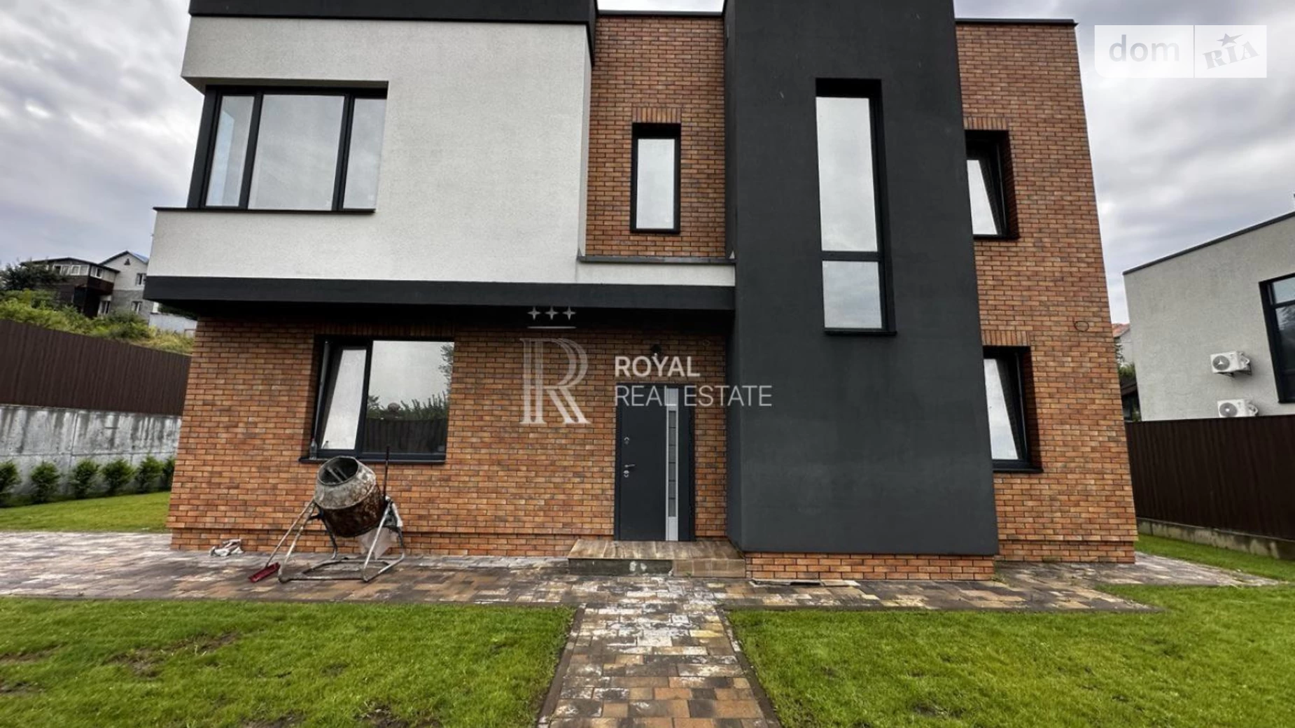 Продается дом на 2 этажа 165 кв. м с гаражом, цена: 285000 $ - фото 3