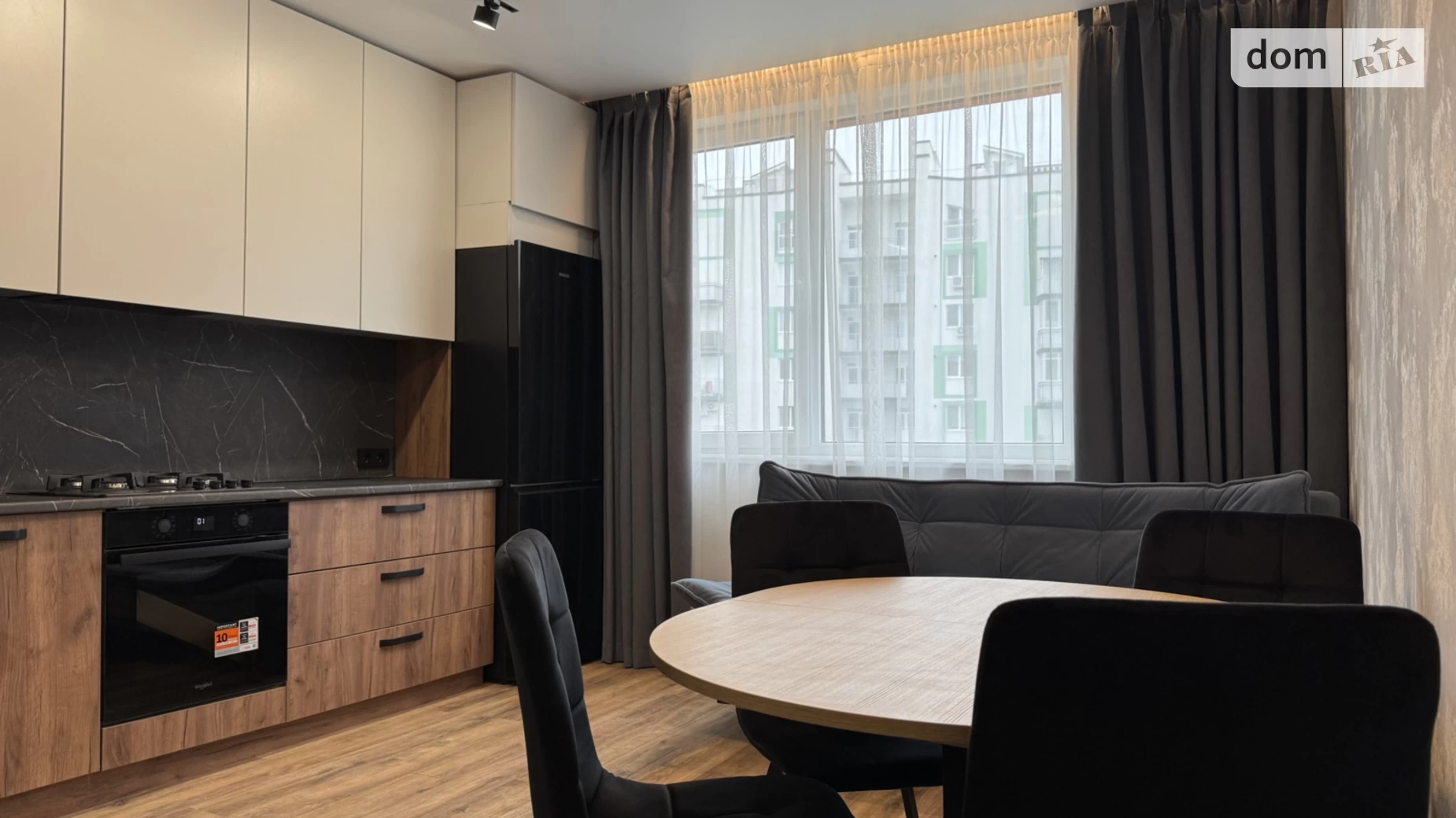 Продается 1-комнатная квартира 42 кв. м в Ивано-Франковске, цена: 74999 $ - фото 2