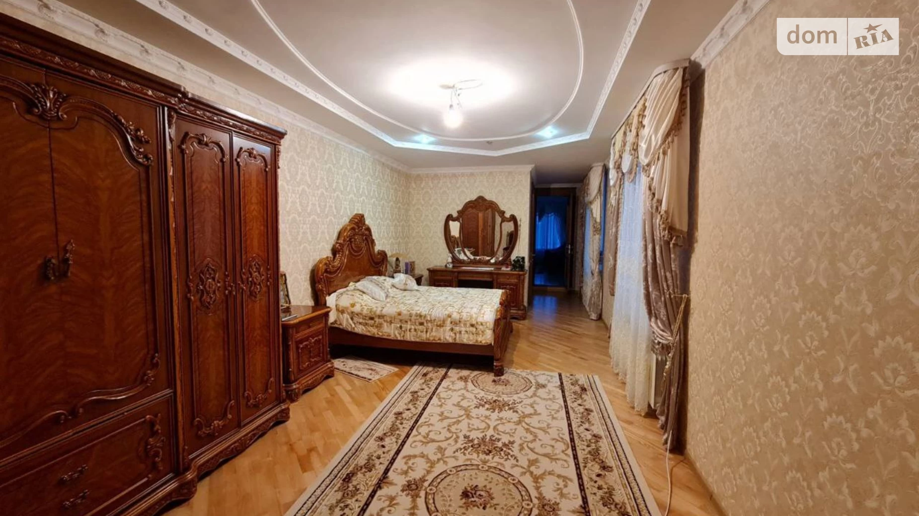Продается дом на 2 этажа 570 кв. м с баней/сауной, цена: 400000 $ - фото 3