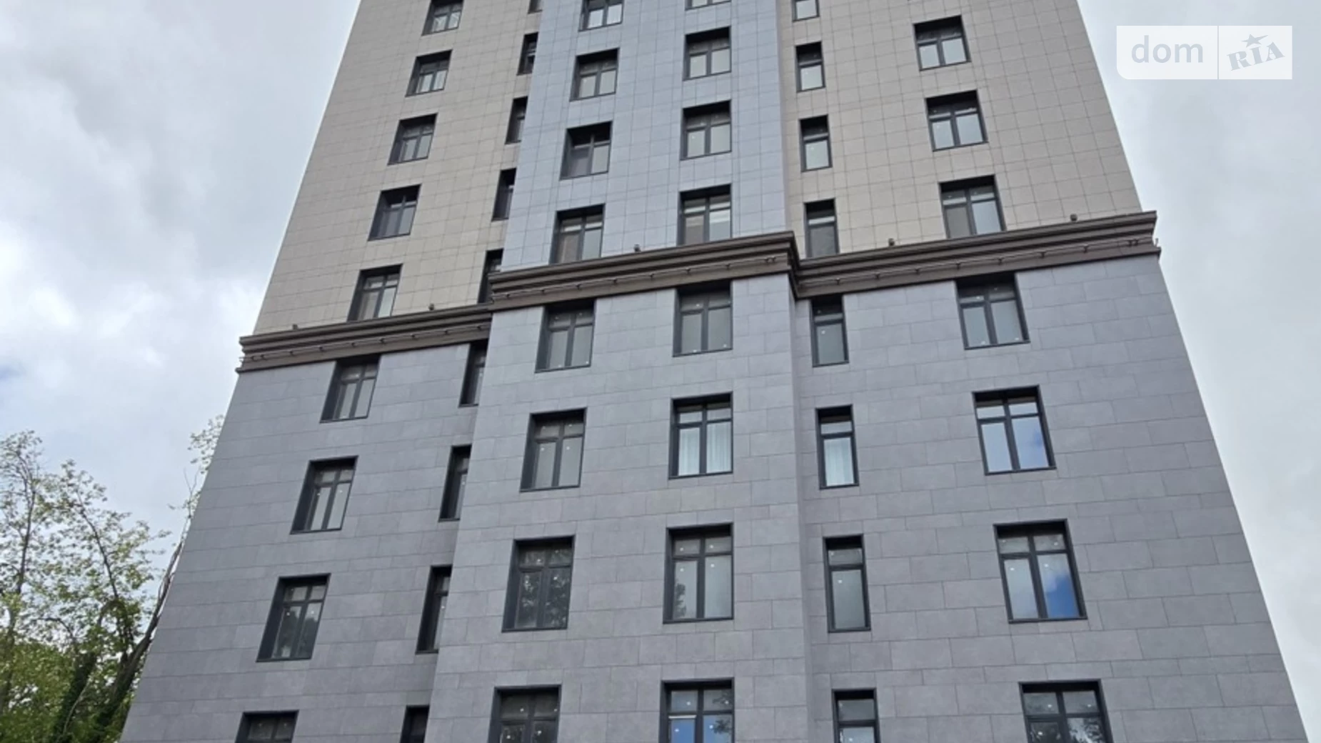 Продается 1-комнатная квартира 68 кв. м в Одессе - фото 2