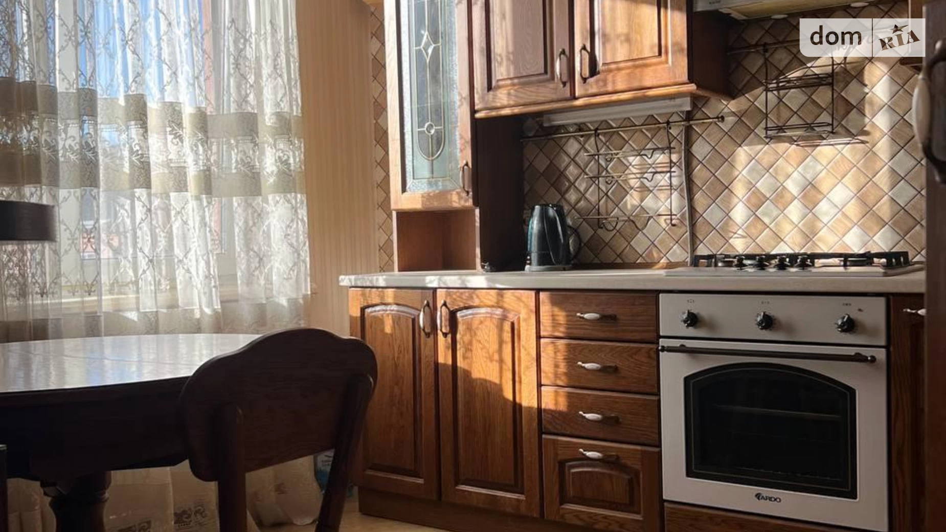 Сдается в аренду 1-комнатная квартира 65 кв. м в Черновцах - фото 3