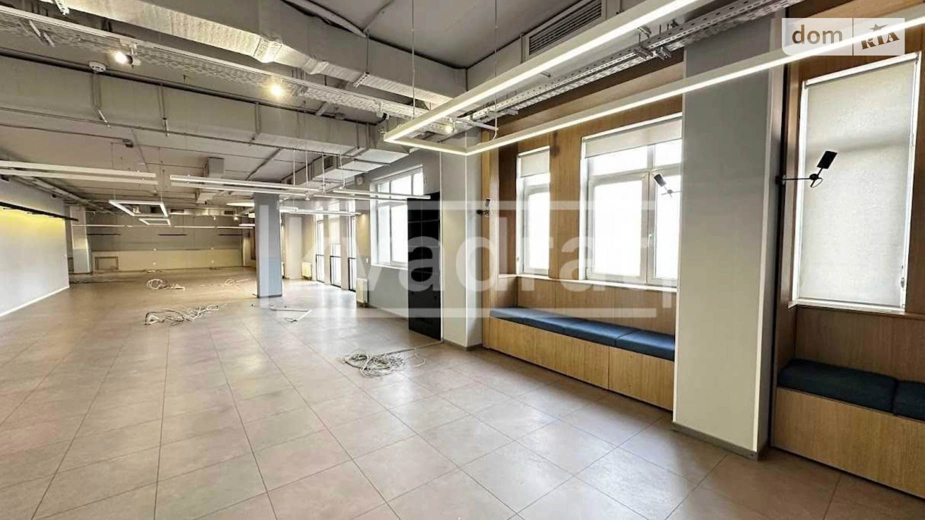 Сдается в аренду офис 500 кв. м в бизнес-центре, цена: 12500 $ - фото 2