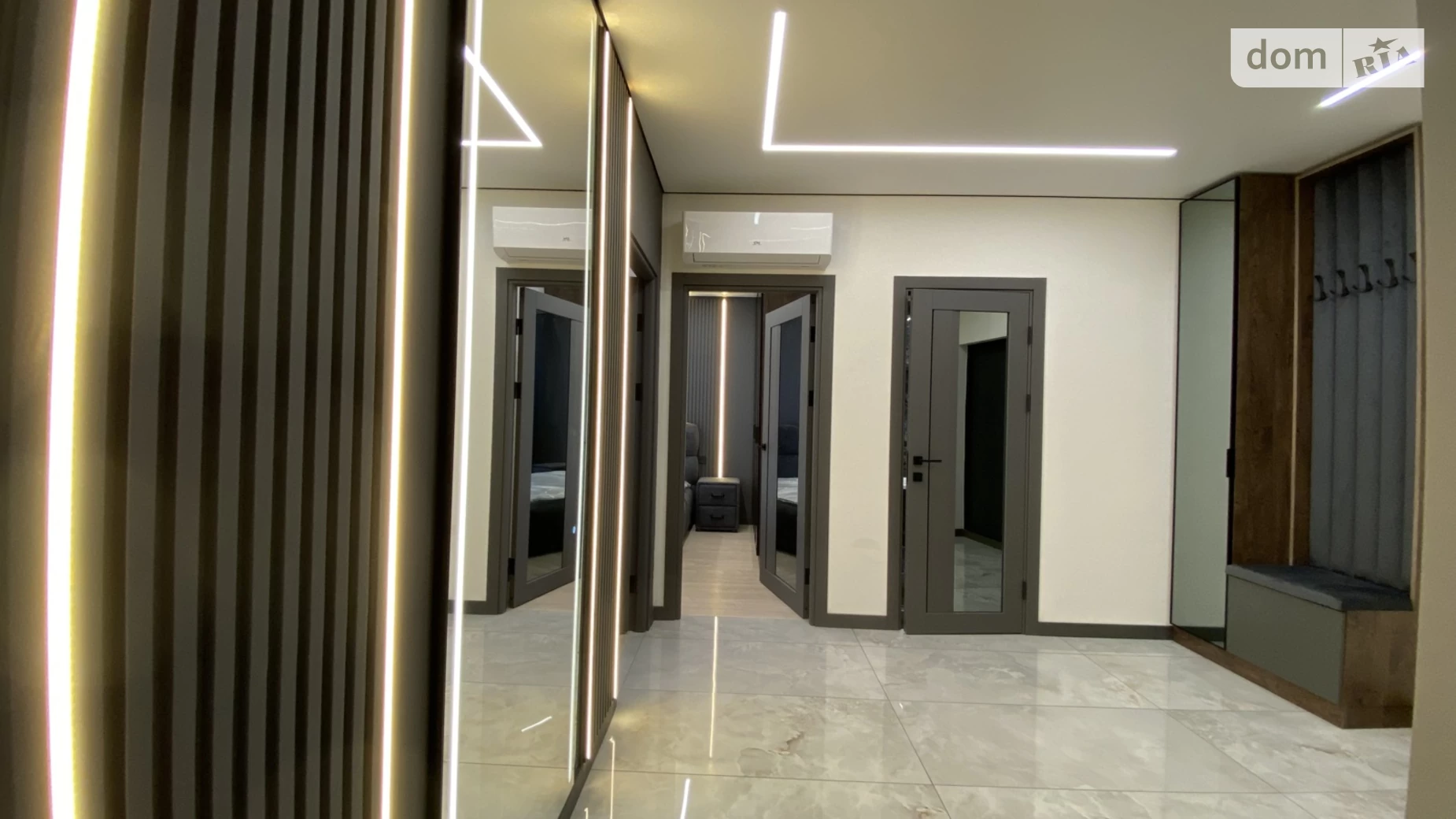 Продается 2-комнатная квартира 74.4 кв. м в Ивано-Франковске, ул. Ленкавского, 34 - фото 3