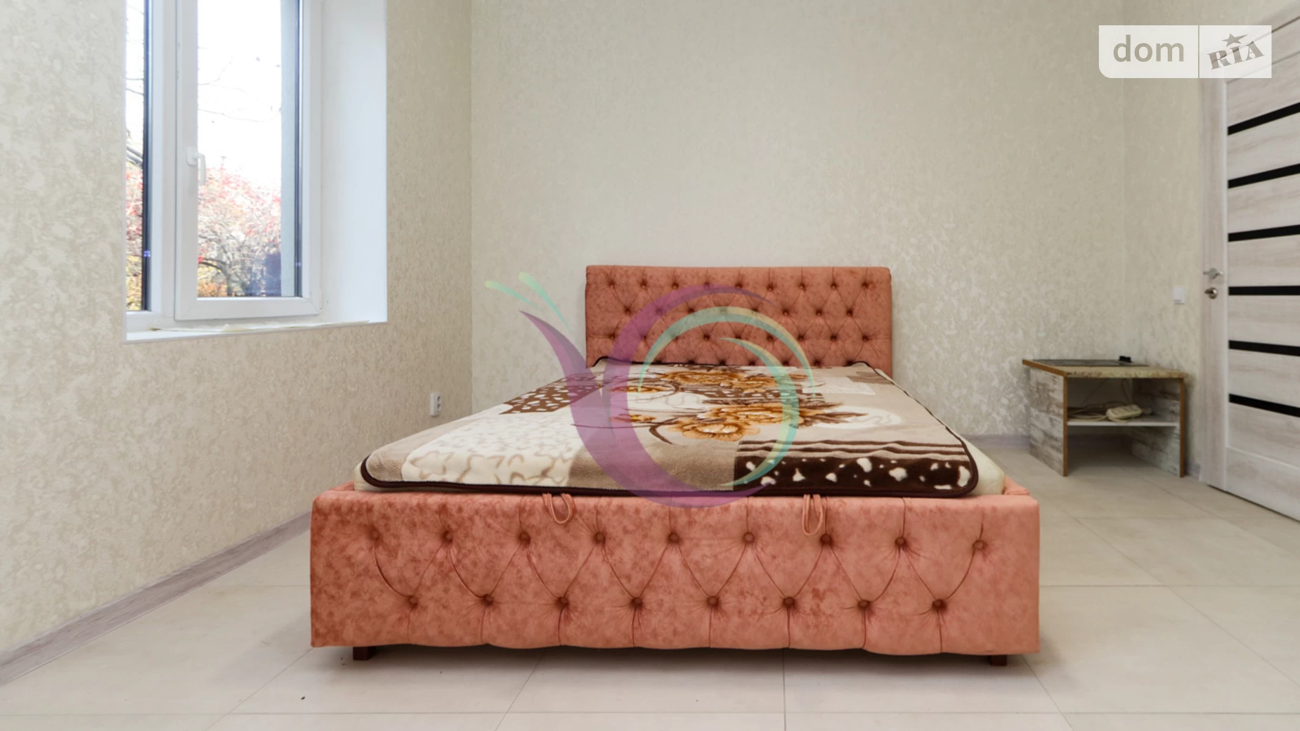 Сдается в аренду дом на 3 этажа 230 кв. м с бассейном, цена: 1300 $ - фото 3