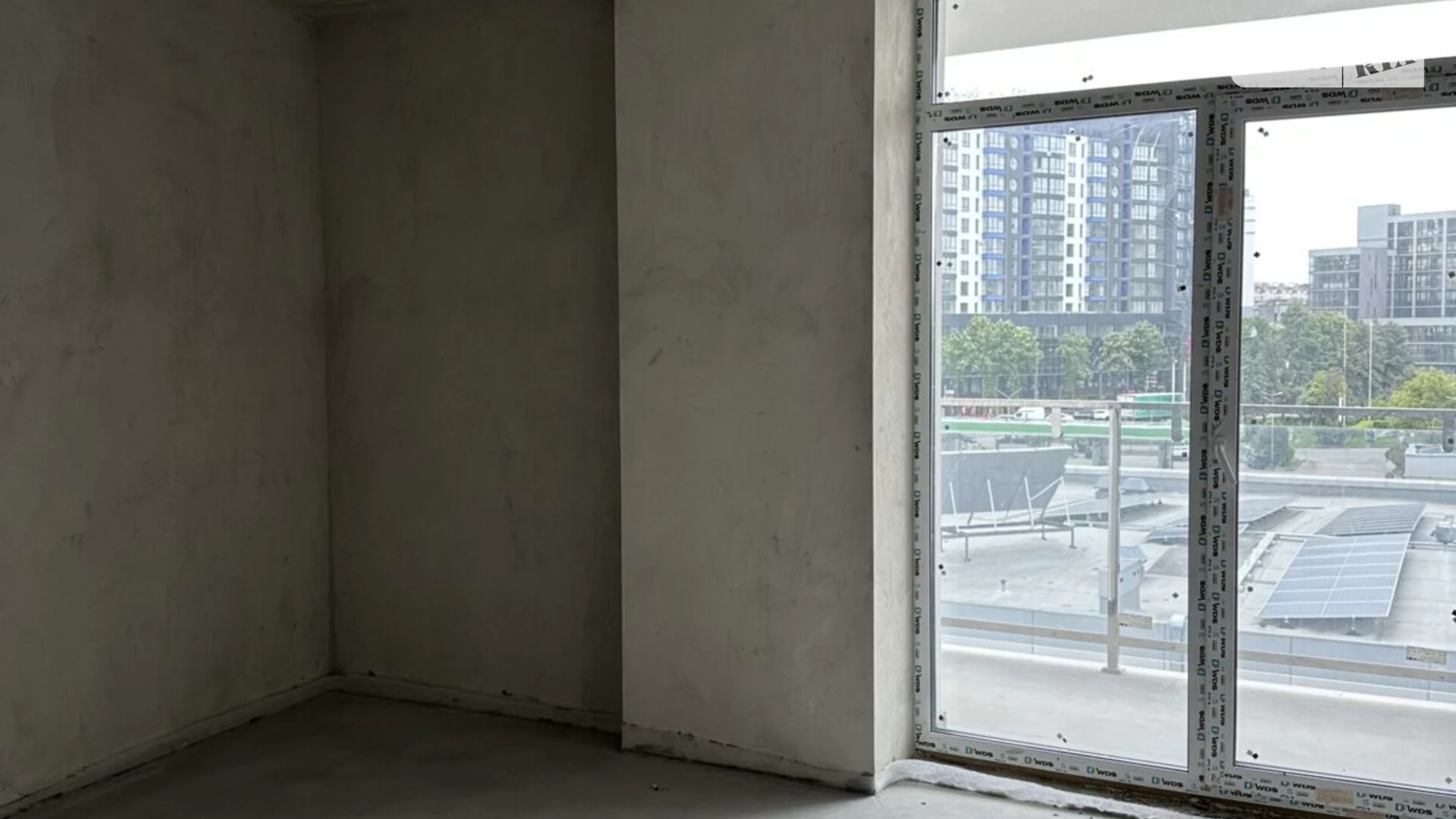 Продается 2-комнатная квартира 68 кв. м в Ивано-Франковске, ул. Надречная, 1 - фото 5