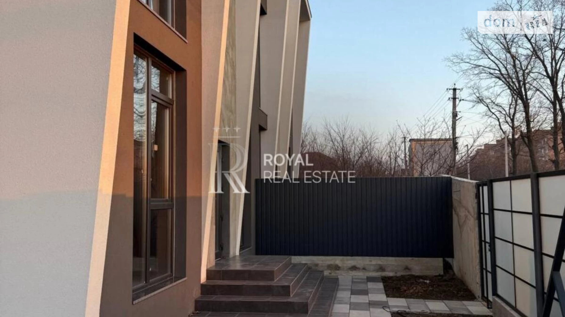 Продается дом на 2 этажа 110 кв. м с гаражом, цена: 89000 $ - фото 4