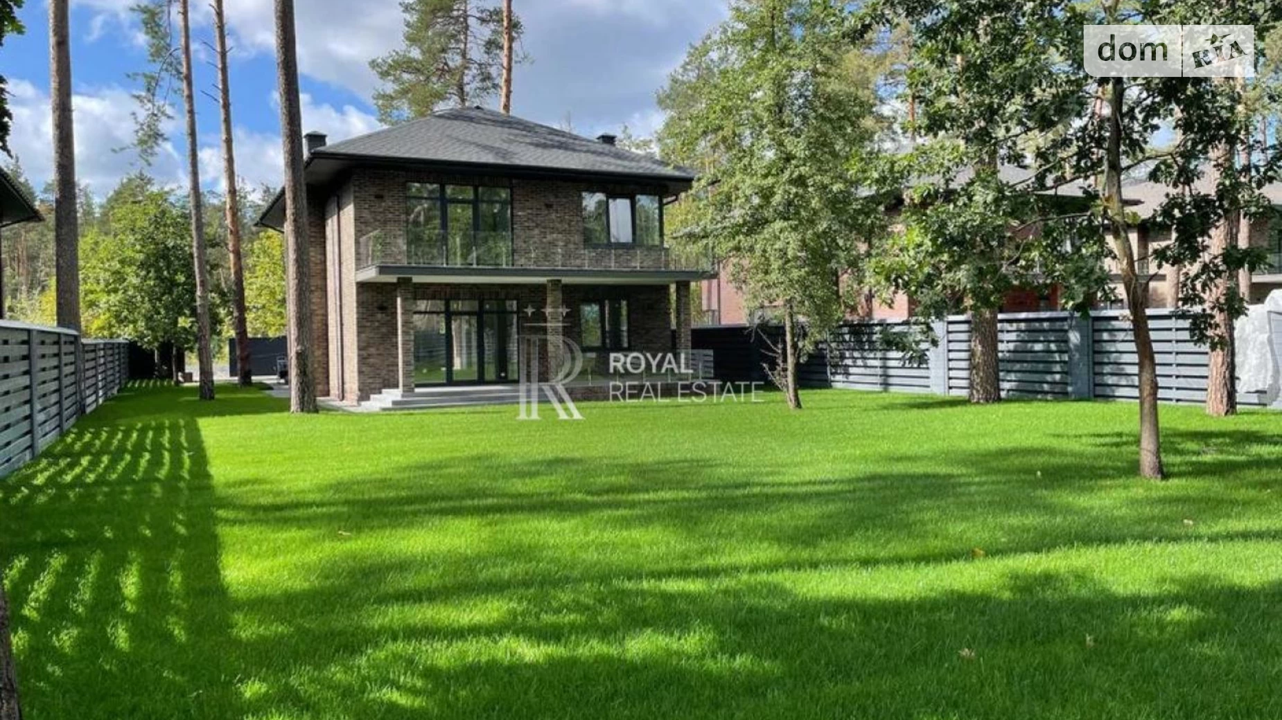 Продается дом на 2 этажа 250 кв. м с мансардой, цена: 450000 $ - фото 2