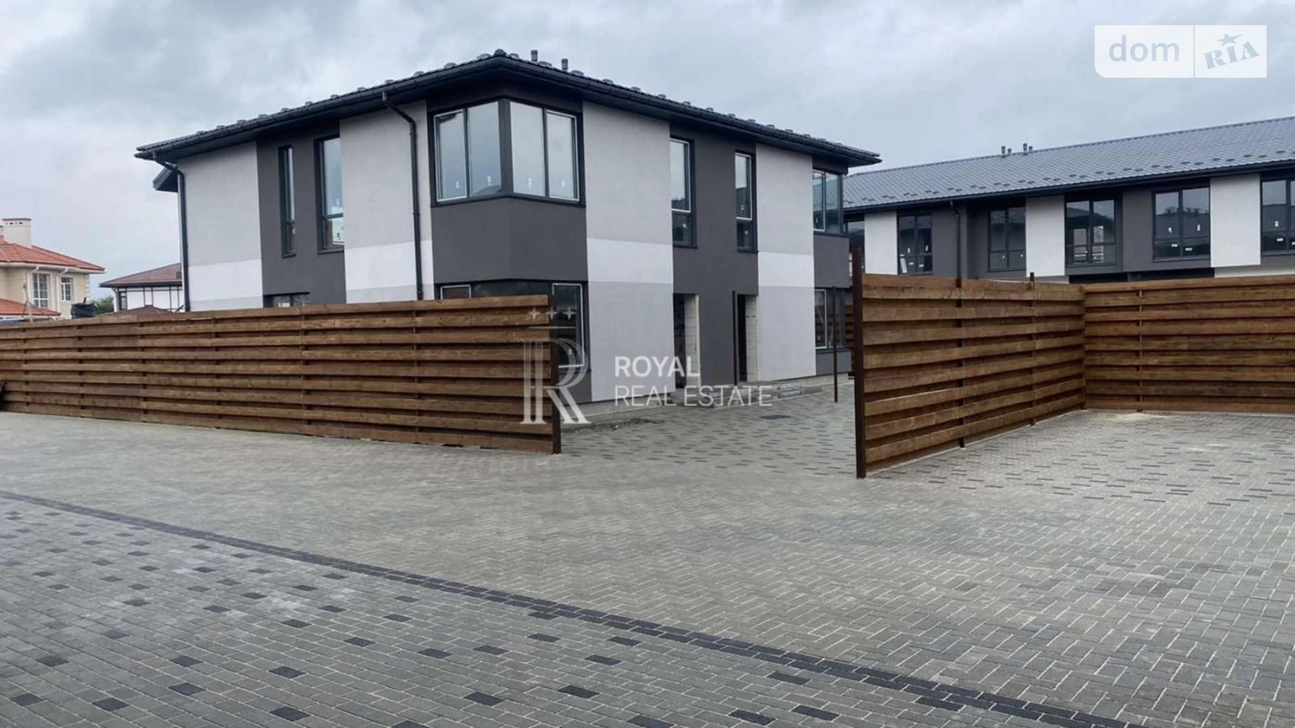 Продается дом на 2 этажа 125 кв. м с бассейном, цена: 66000 $ - фото 2