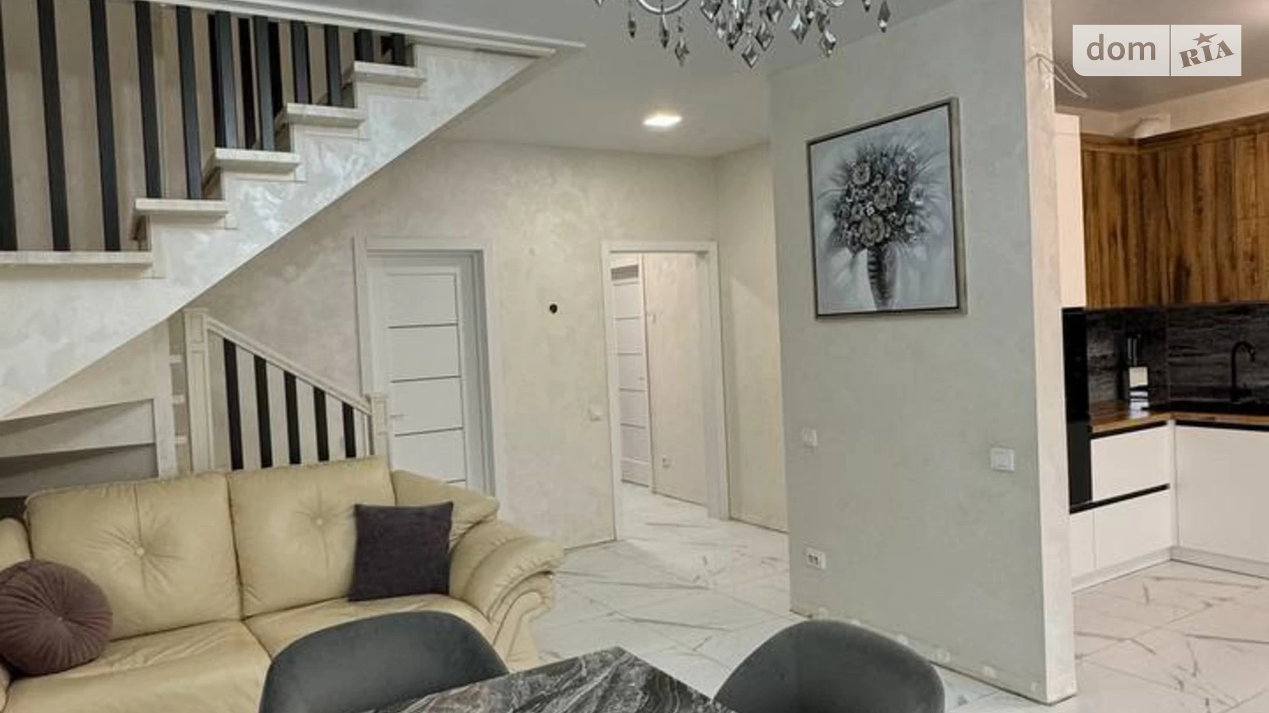 Продается дом на 2 этажа 120 кв. м с участком, цена: 170000 $ - фото 3
