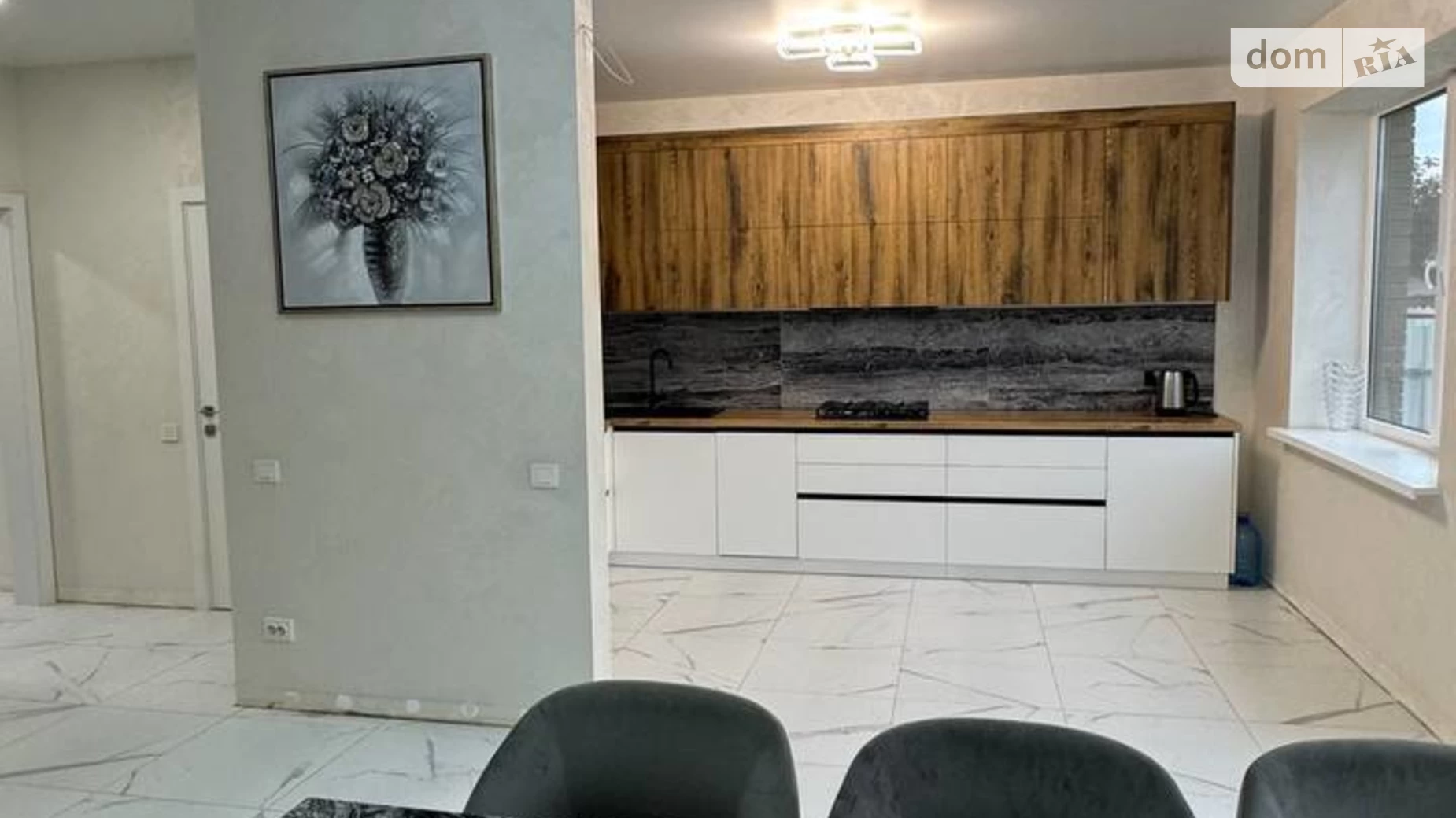 Продается дом на 2 этажа 120 кв. м с участком, цена: 170000 $ - фото 2