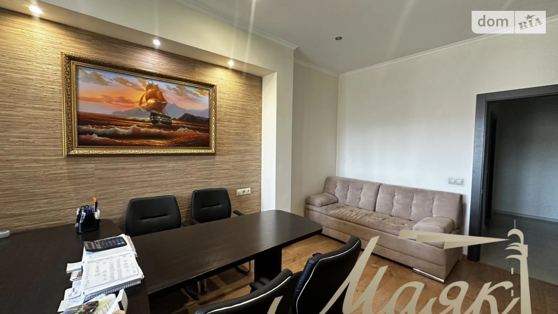 Сдается в аренду офис 120 кв. м в бизнес-центре, цена: 1600 $ - фото 4