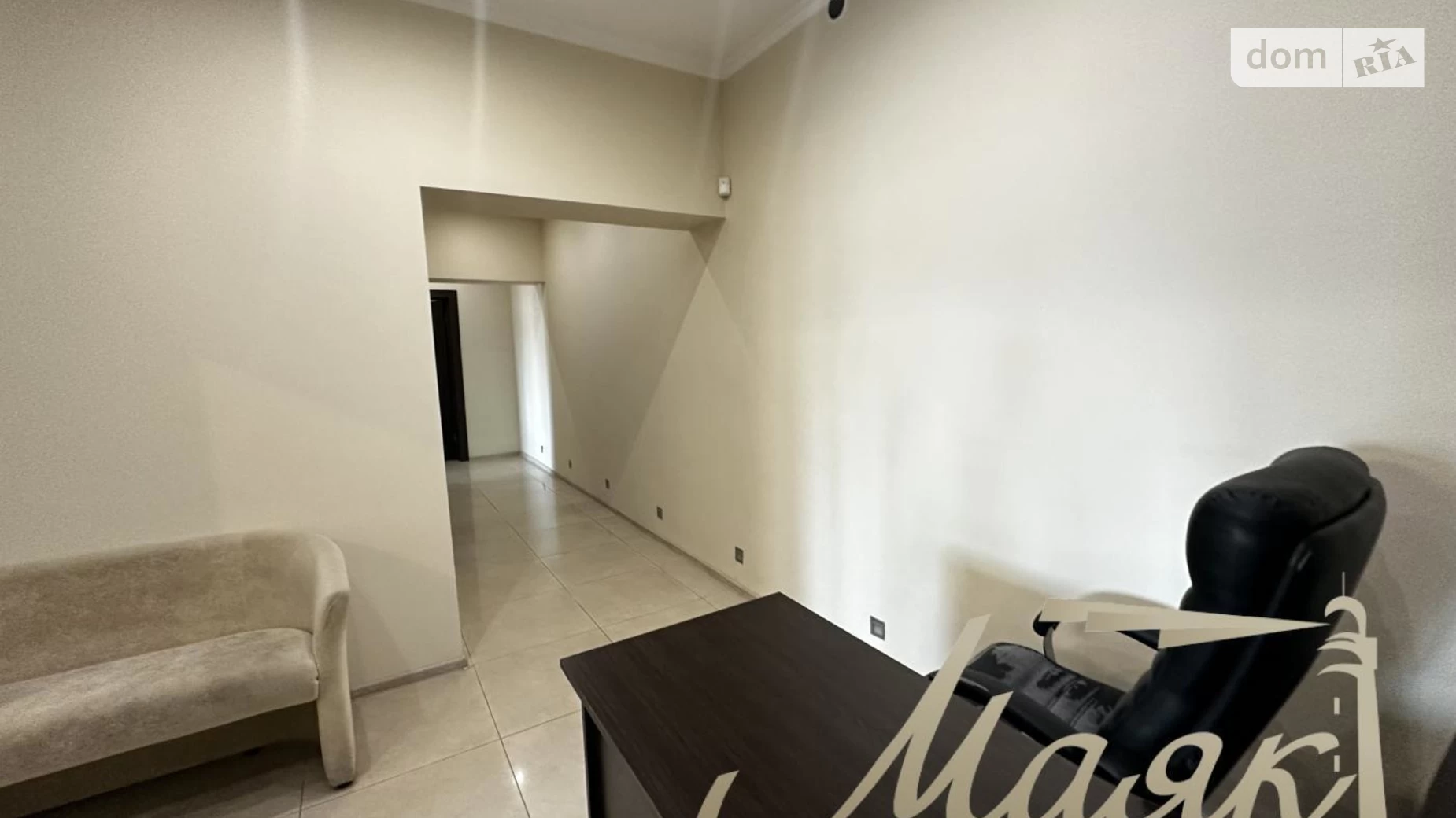 Сдается в аренду офис 120 кв. м в бизнес-центре, цена: 1600 $ - фото 5