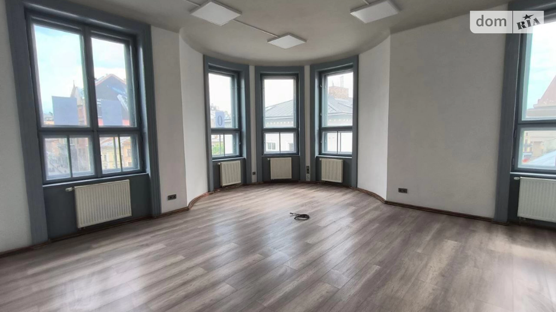 Здається в оренду офіс 250 кв. м в бізнес-центрі, цена: 2500 $ - фото 3