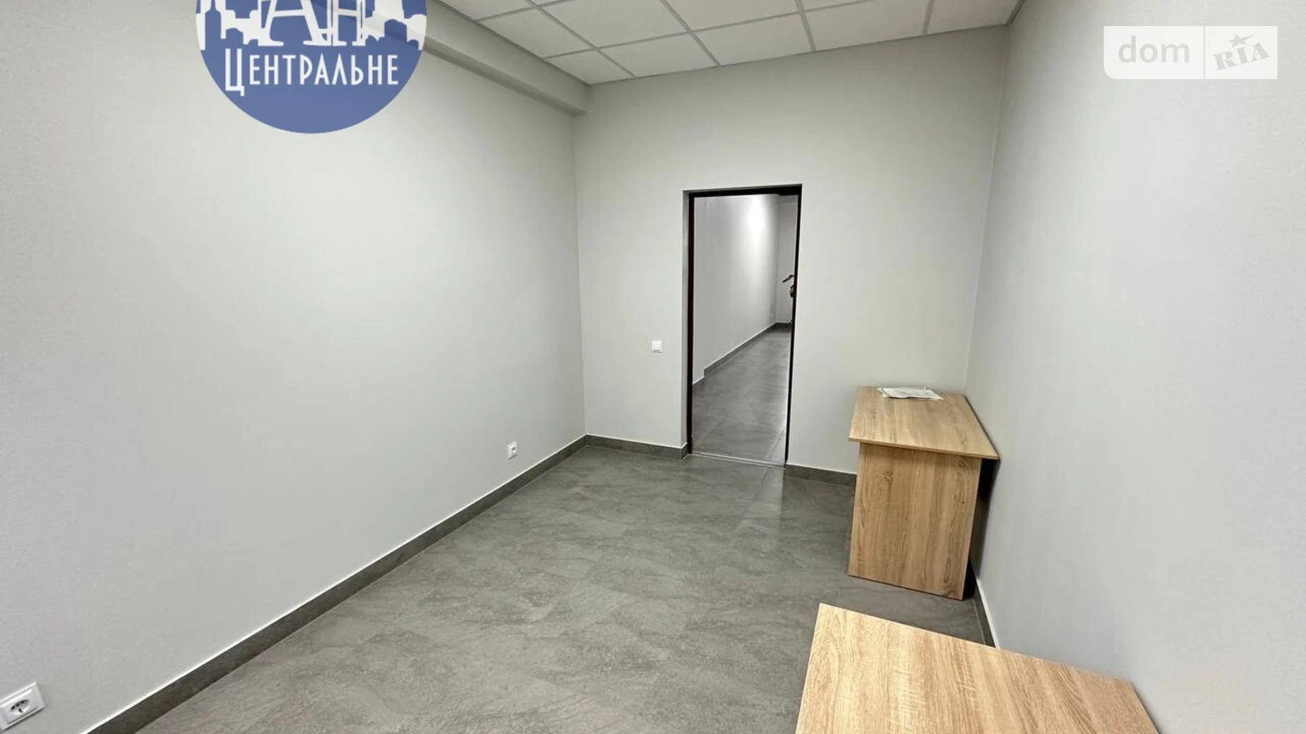 Сдается в аренду офис 13 кв. м в бизнес-центре, цена: 3939 грн - фото 2