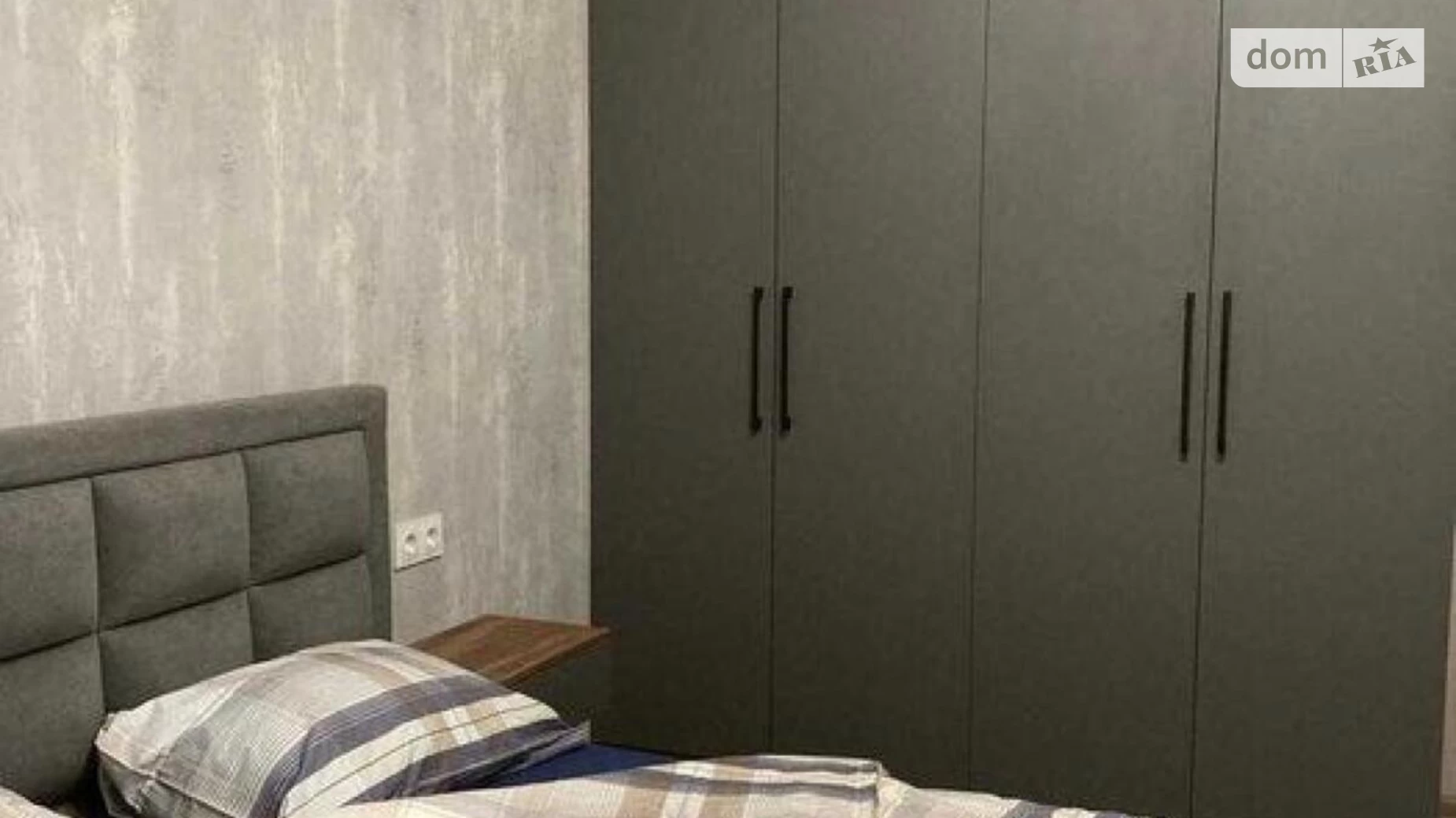 Продается 1-комнатная квартира 44 кв. м в Харькове, ул. Гвардейцев-Широнинцев, 70 - фото 2