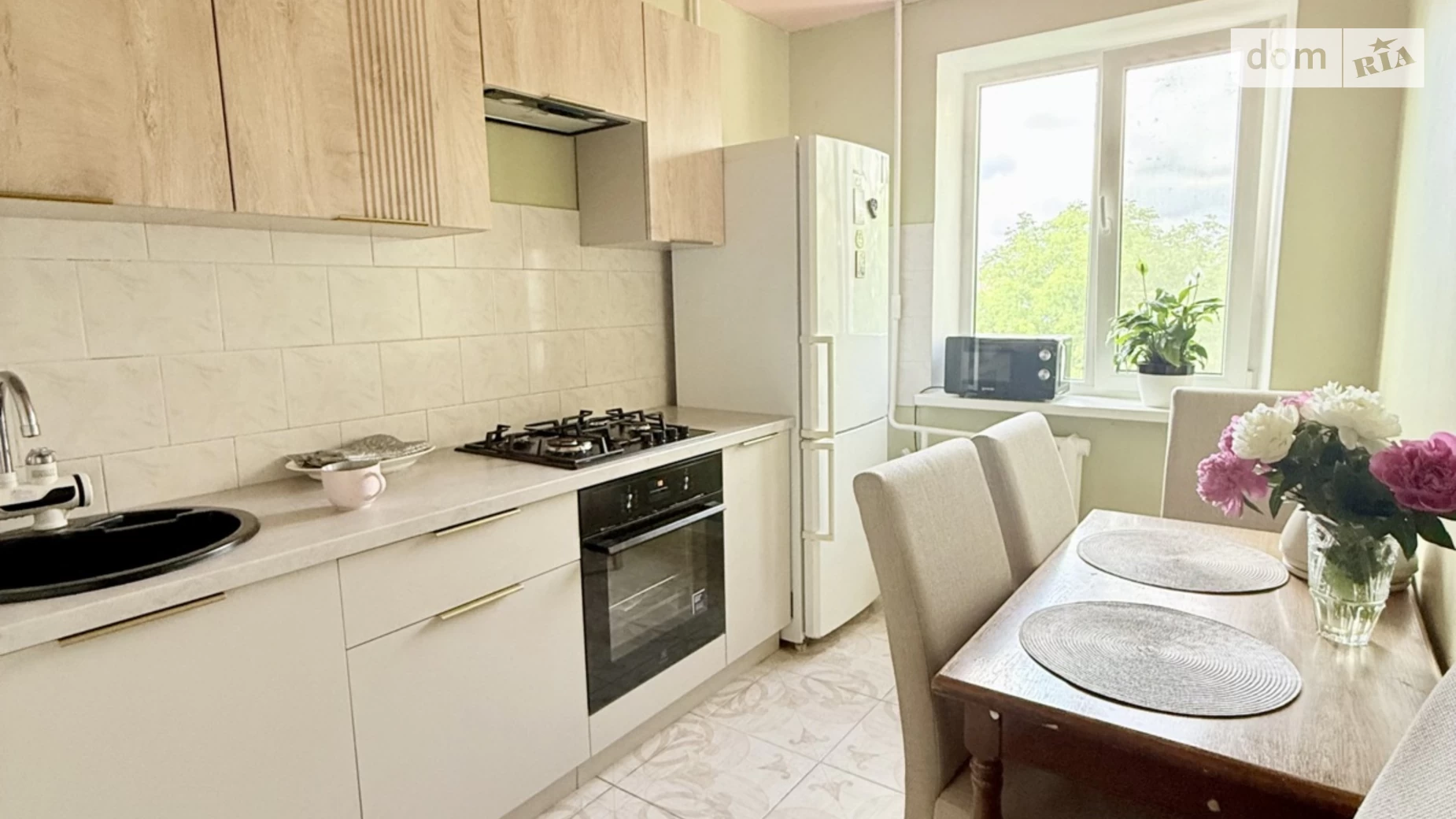 Продается 3-комнатная квартира 62 кв. м в Черноморске, ул. Александрийская - фото 5