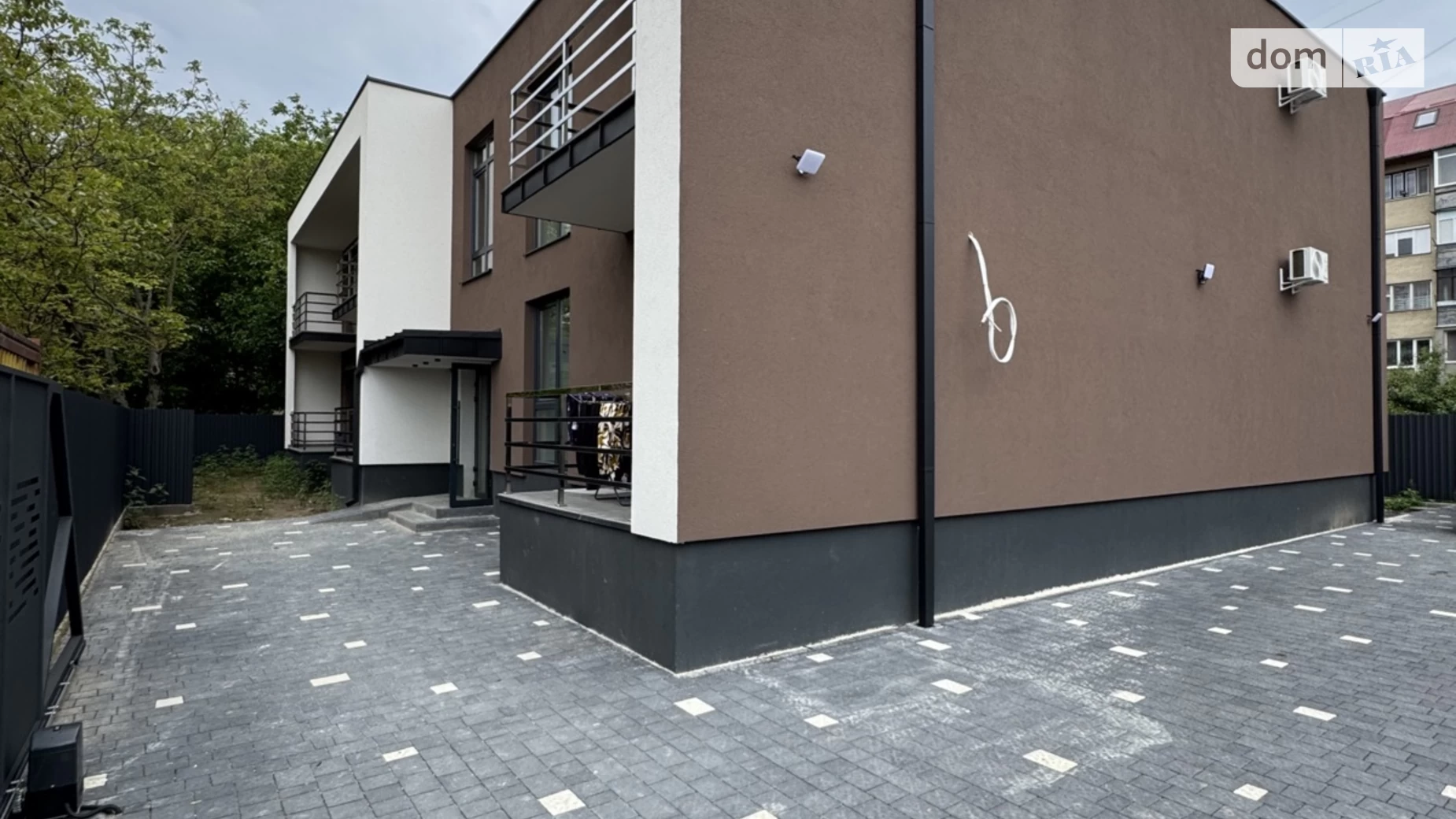 Продається 2-кімнатна квартира 63.3 кв. м у Ужгороді, цена: 115000 $ - фото 2