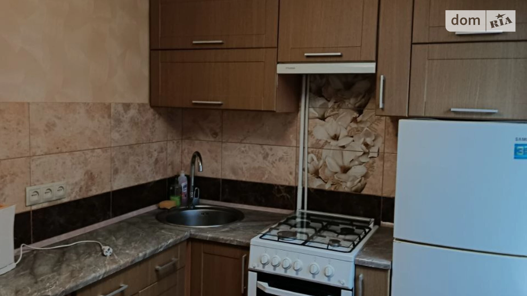 Сдается в аренду 2-комнатная квартира 50 кв. м в Днепре, ул. Квартальная(Гладкова), 6 - фото 2