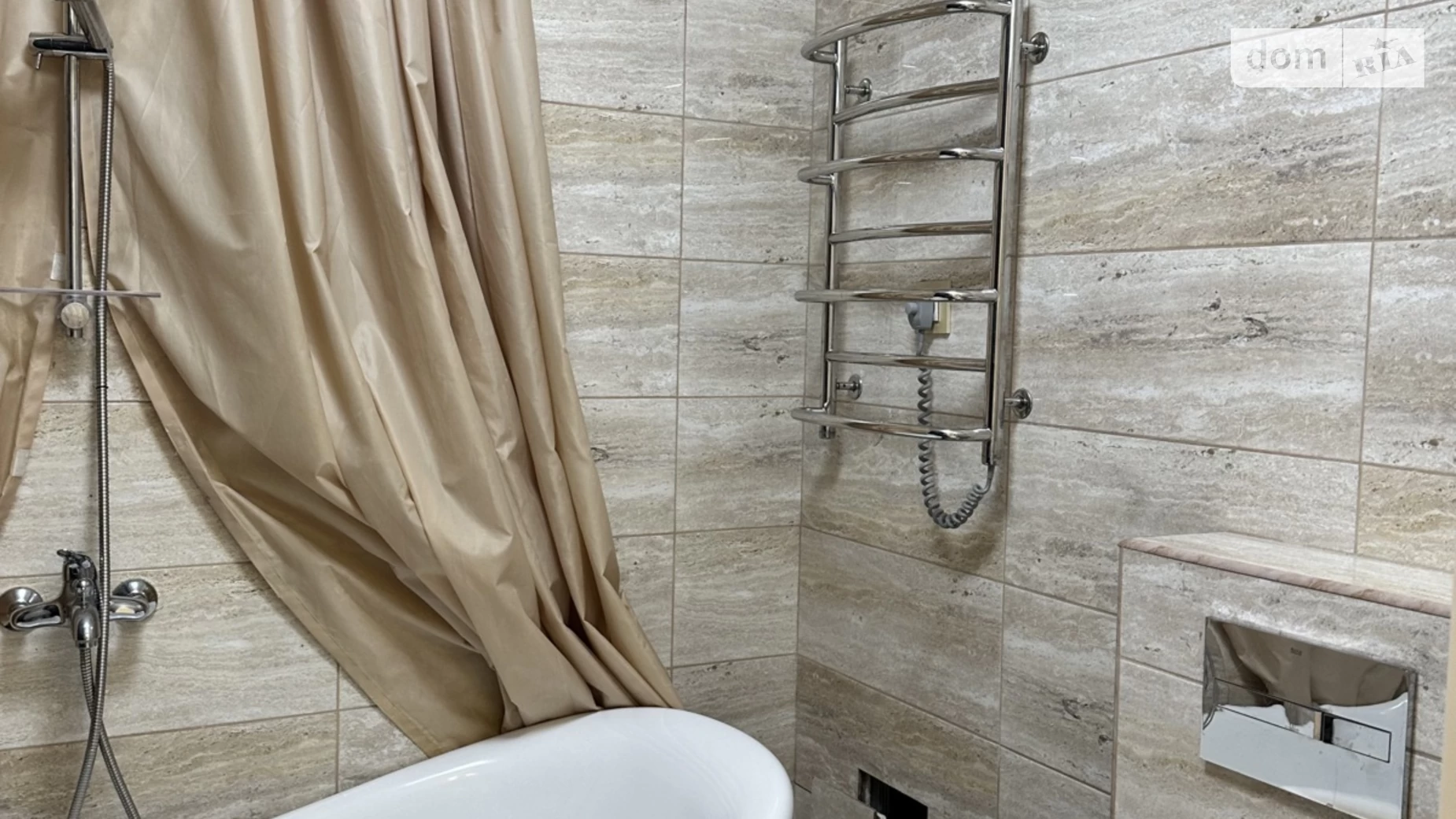 Продается 1-комнатная квартира 41.5 кв. м в Одессе, ул. Добровольцев(Маршала Говорова) - фото 2