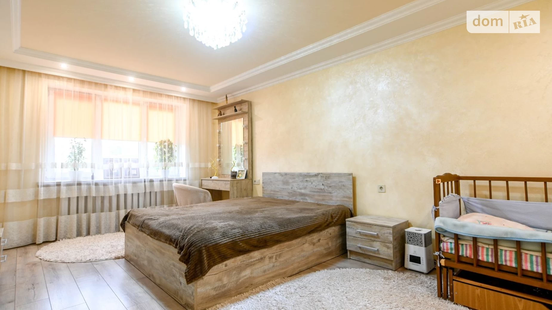 Продается 3-комнатная квартира 92 кв. м в Ровно, ул. Мицкевича - фото 3