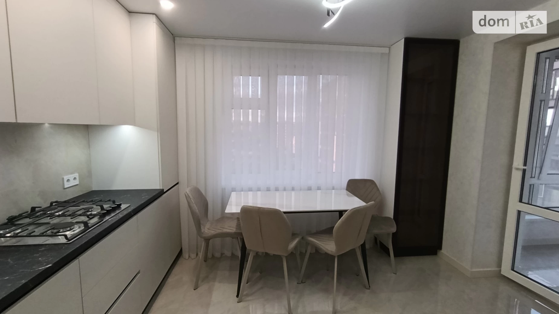 Продается 3-комнатная квартира 97 кв. м в Хмельницком, ул. Плоская - фото 2