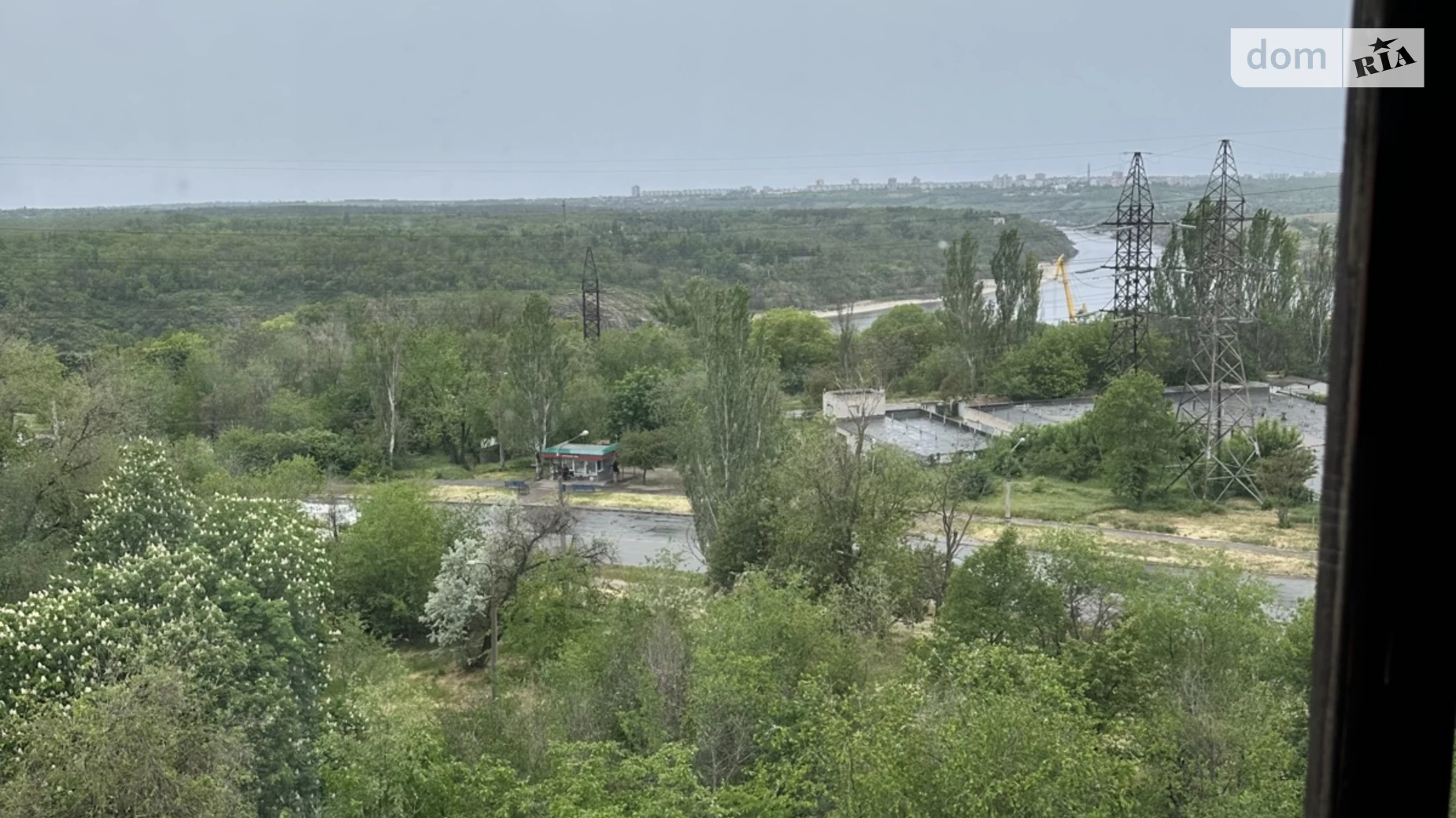 3-комнатная квартира 68.8 кв. м в Запорожье, ул. Весенняя, 1Б - фото 2