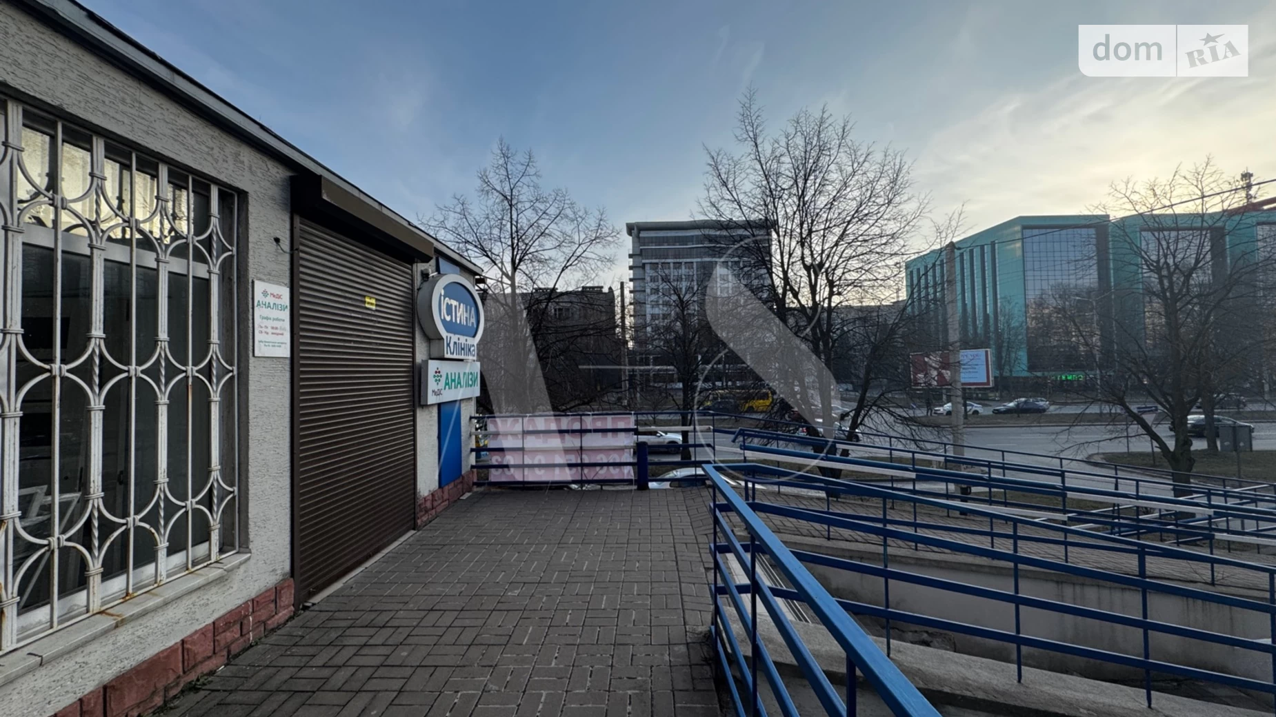 Здається в оренду приміщення вільного призначення 262.5 кв. м в 12-поверховій будівлі, цена: 2500 $ - фото 2