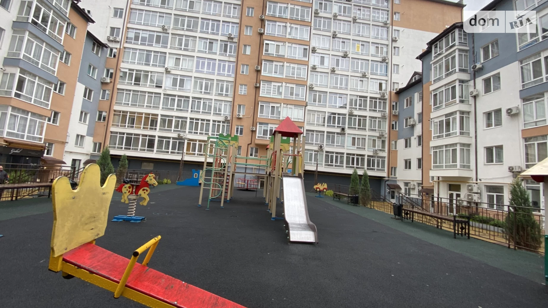 Продается 1-комнатная квартира 44.8 кв. м в Ивано-Франковске, ул. Андрея Мельника, 10/7 - фото 4