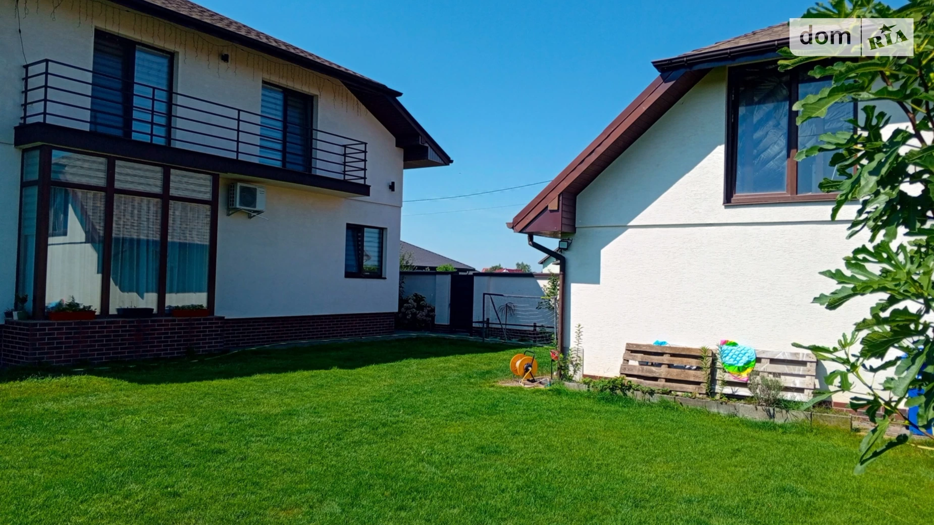 Продается дом на 2 этажа 160 кв. м с гаражом, цена: 290000 $ - фото 4