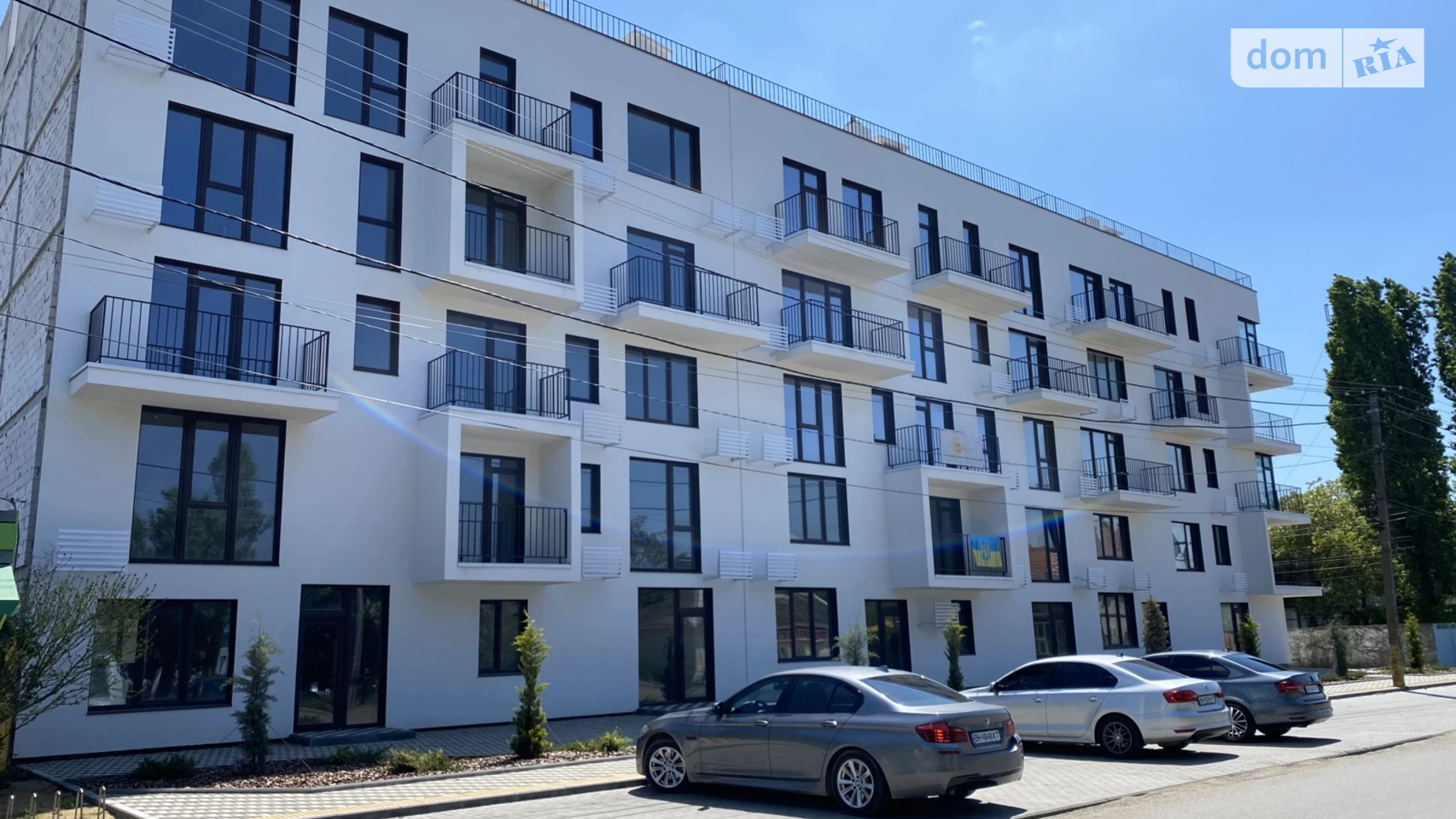 Продается 3-комнатная квартира 93.96 кв. м в Черноморске - фото 2