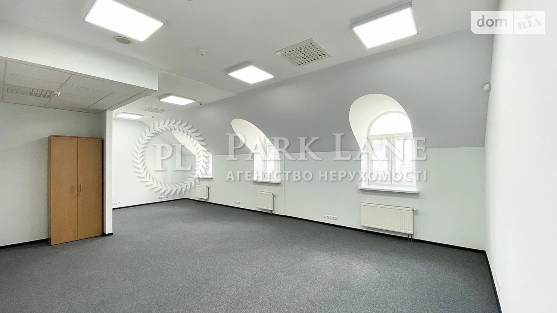 Сдается в аренду офис 202 кв. м в бизнес-центре, цена: 3030 $ - фото 2