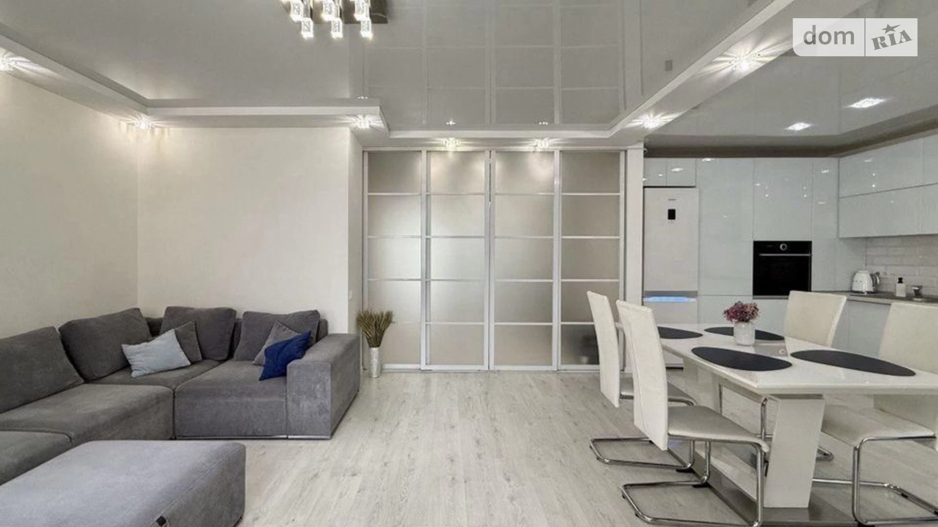 Продається 2-кімнатна квартира 67.1 кв. м у, цена: 105000 $ - фото 2