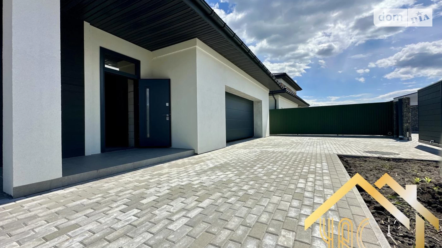Продается дом на 2 этажа 216 кв. м с балконом, цена: 185000 $ - фото 2