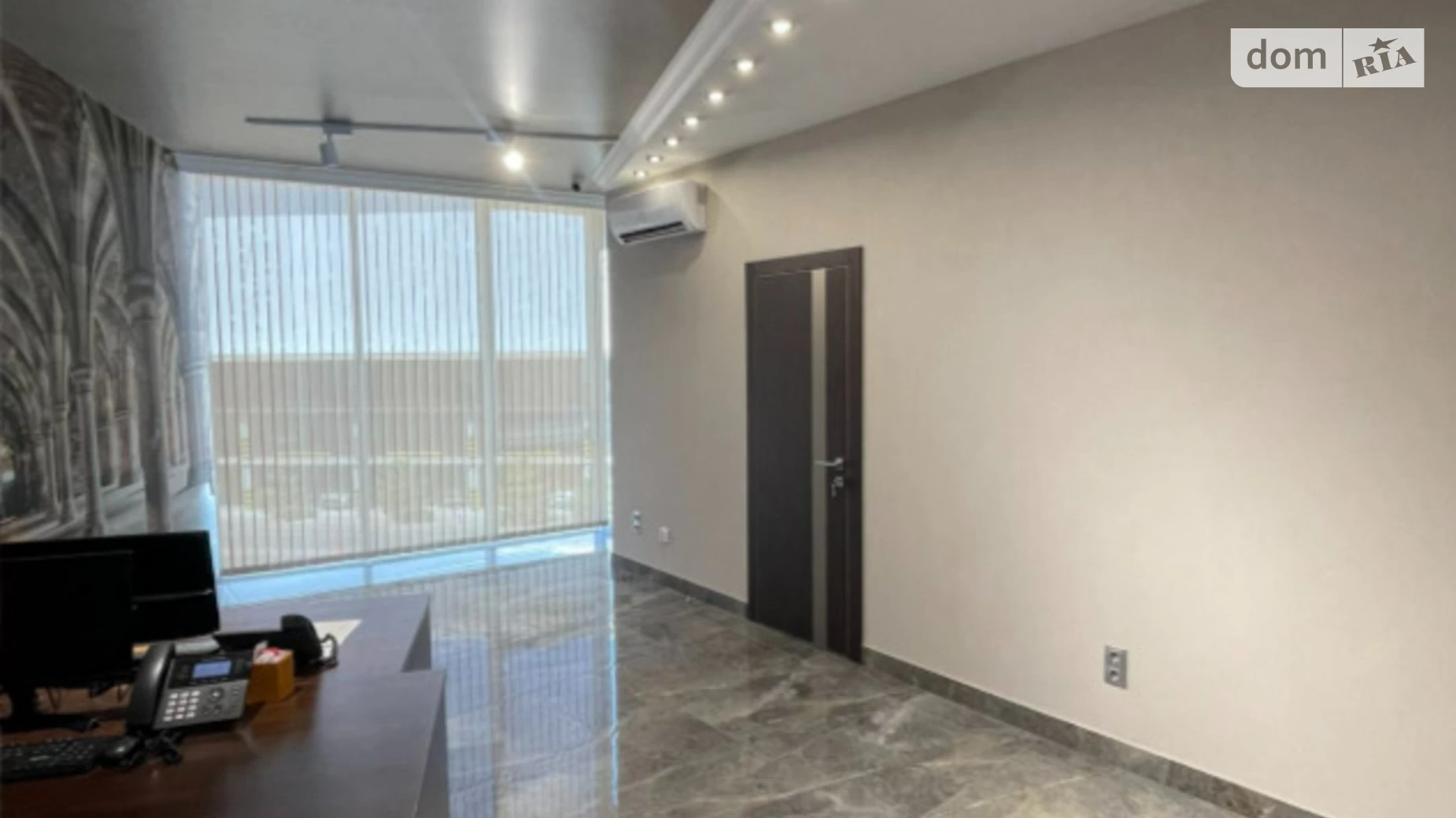 Продается офис 168 кв. м в бизнес-центре, цена: 410000 $ - фото 5
