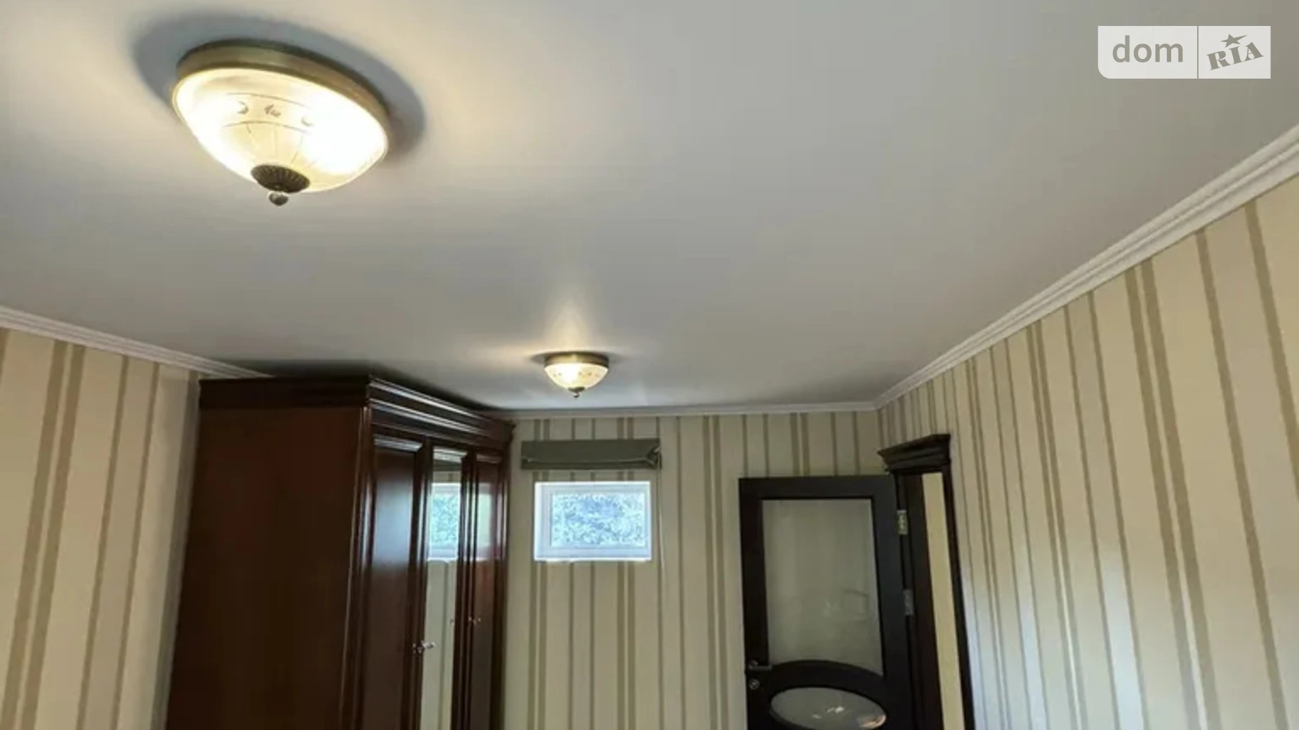 Продается дом на 2 этажа 210 кв. м с камином, цена: 165000 $ - фото 3