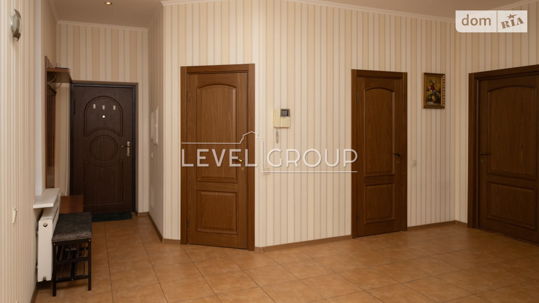 Продается 3-комнатная квартира 125 кв. м в Киеве, ул. Коновальца Евгения, 36В - фото 2