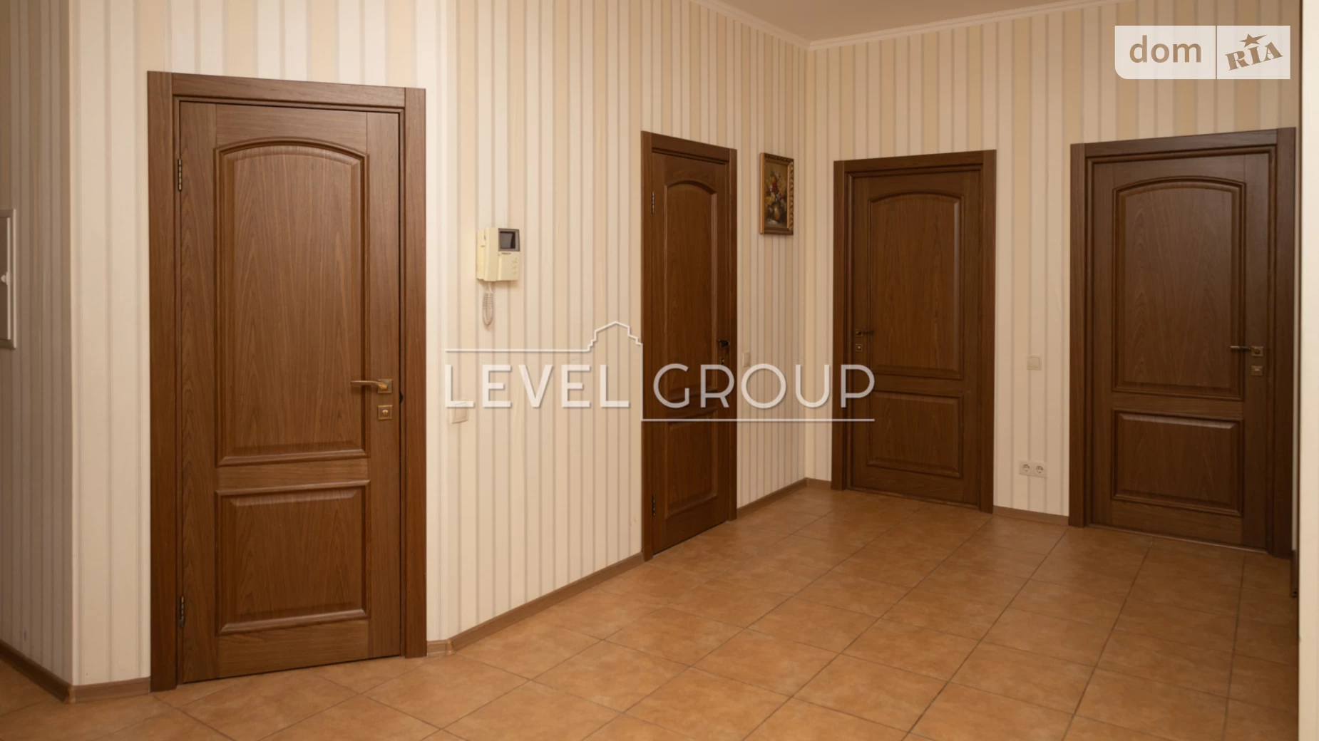 Продается 3-комнатная квартира 125 кв. м в Киеве, ул. Коновальца Евгения, 36В - фото 3